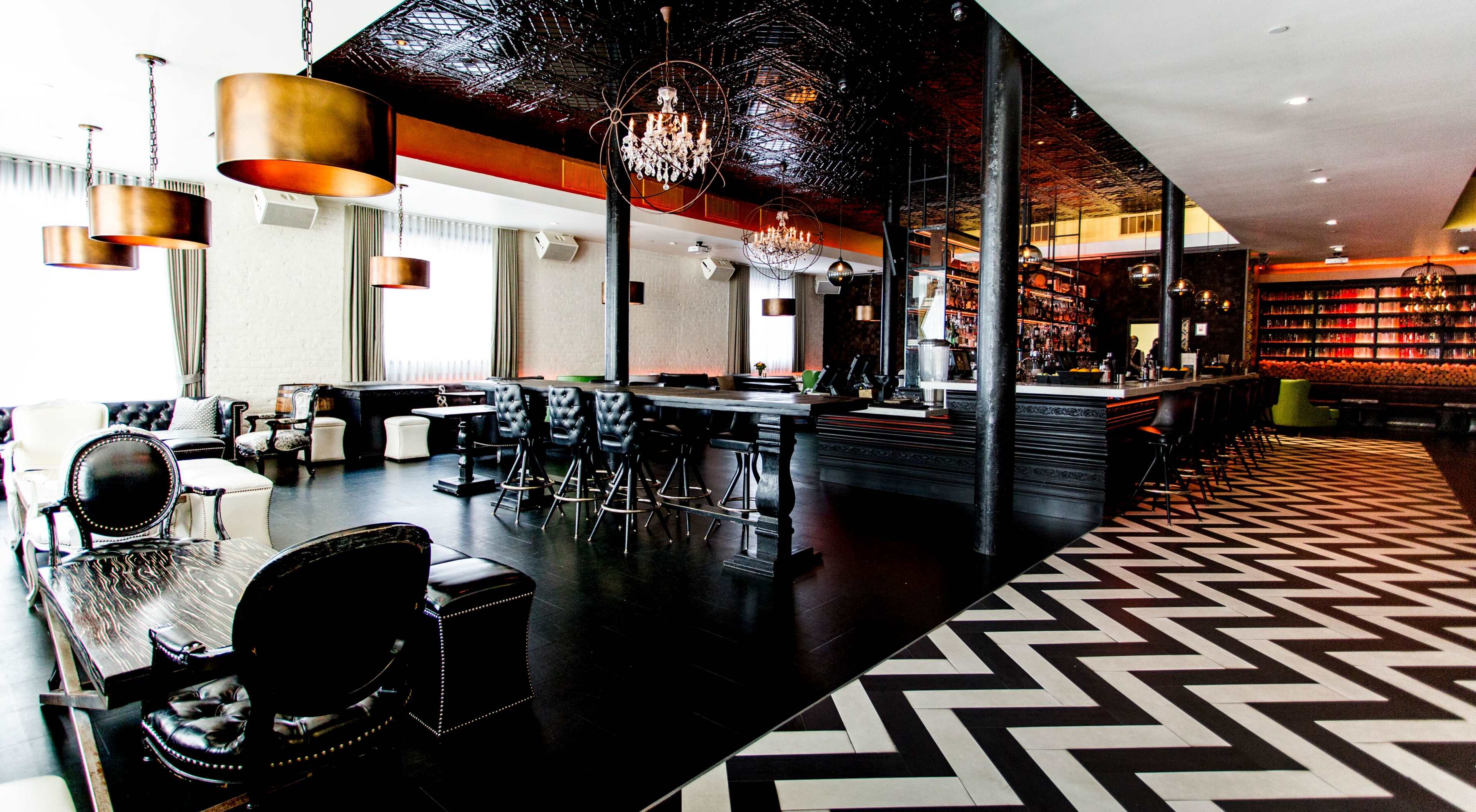 Modern Downtown Cocktail Lounge in a Premier Location with Beautiful Decor Image in South Beach, San Francisco, CA