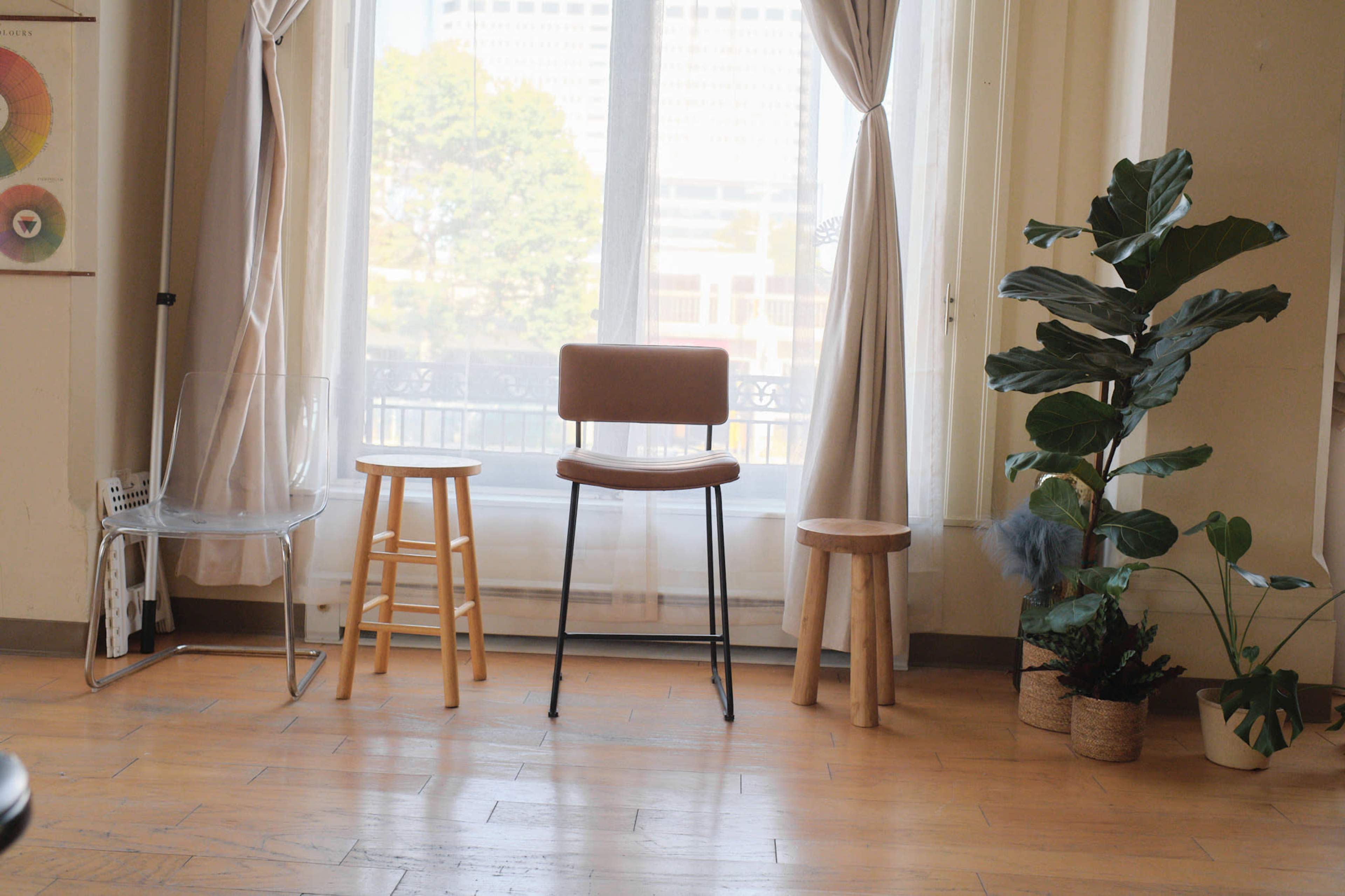 Oakland Downtown Natural Light Photography Studio Image in Downtown Oakland, Oakland, CA