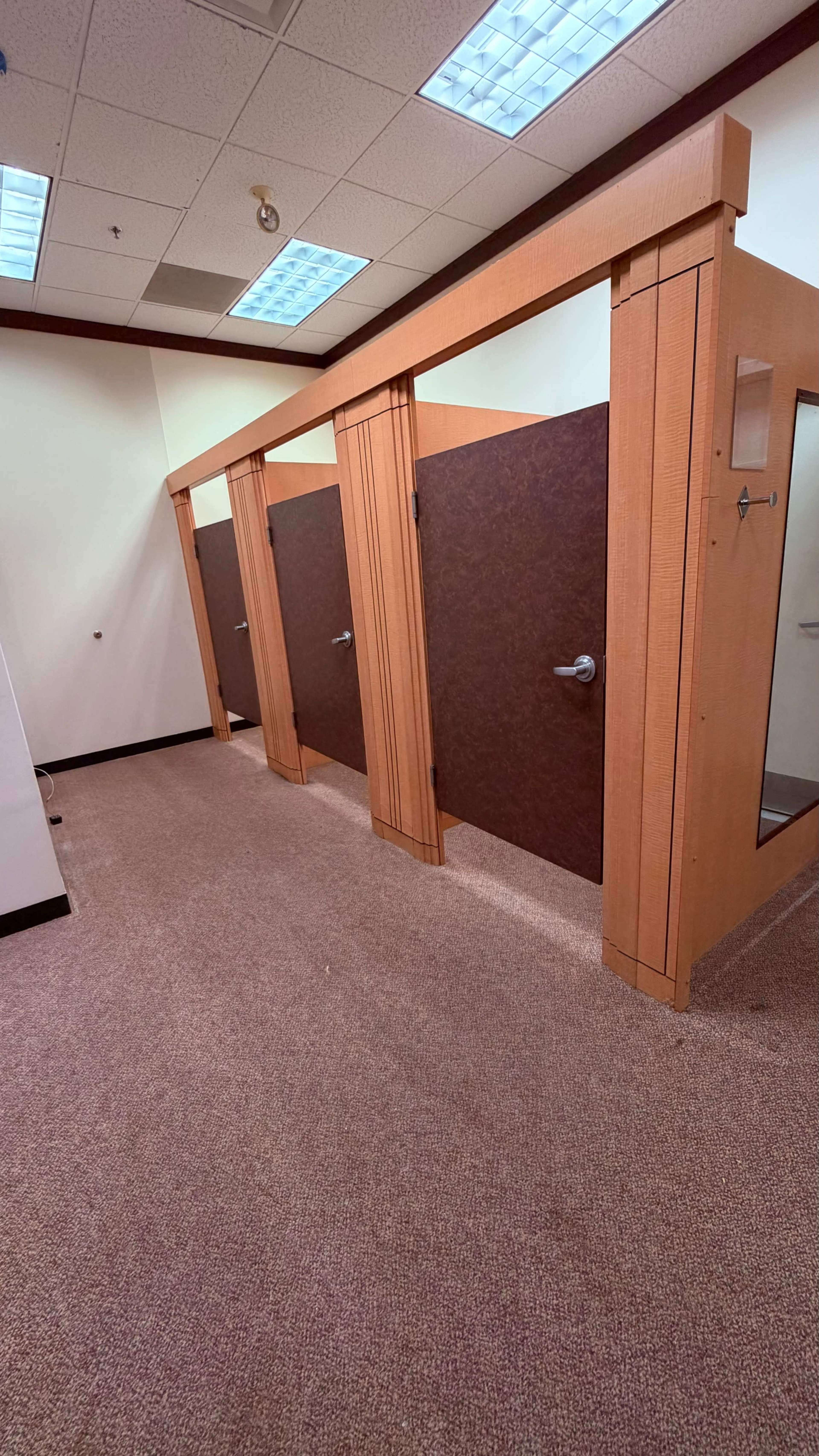 Pink backdrop for photoshoots Image in Applewood, Lakewood, CO