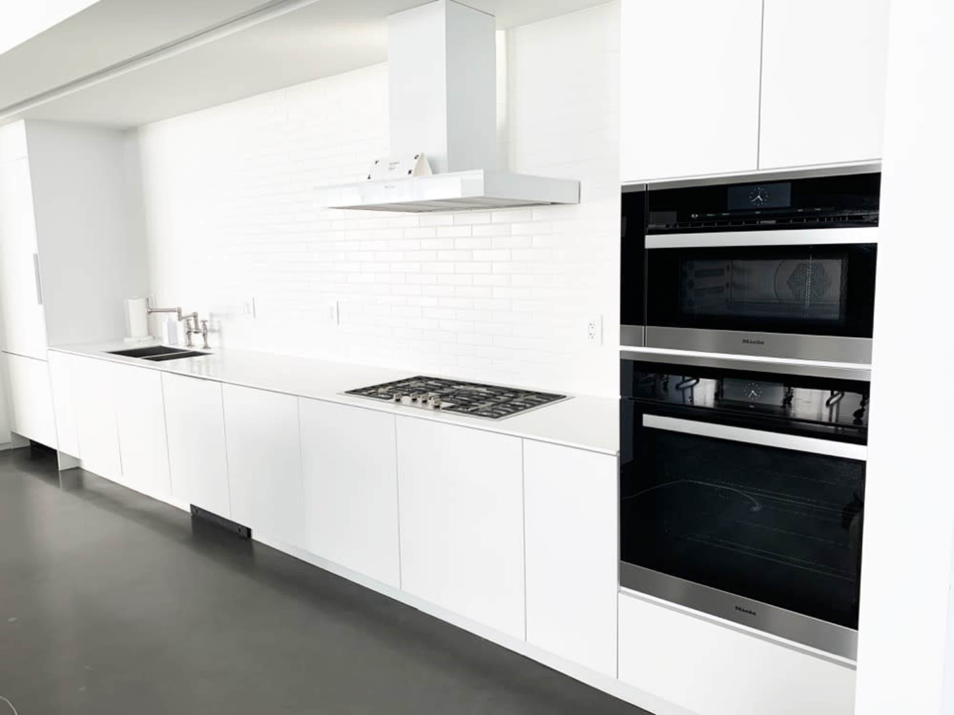 Kitchen Use - Live Cooking