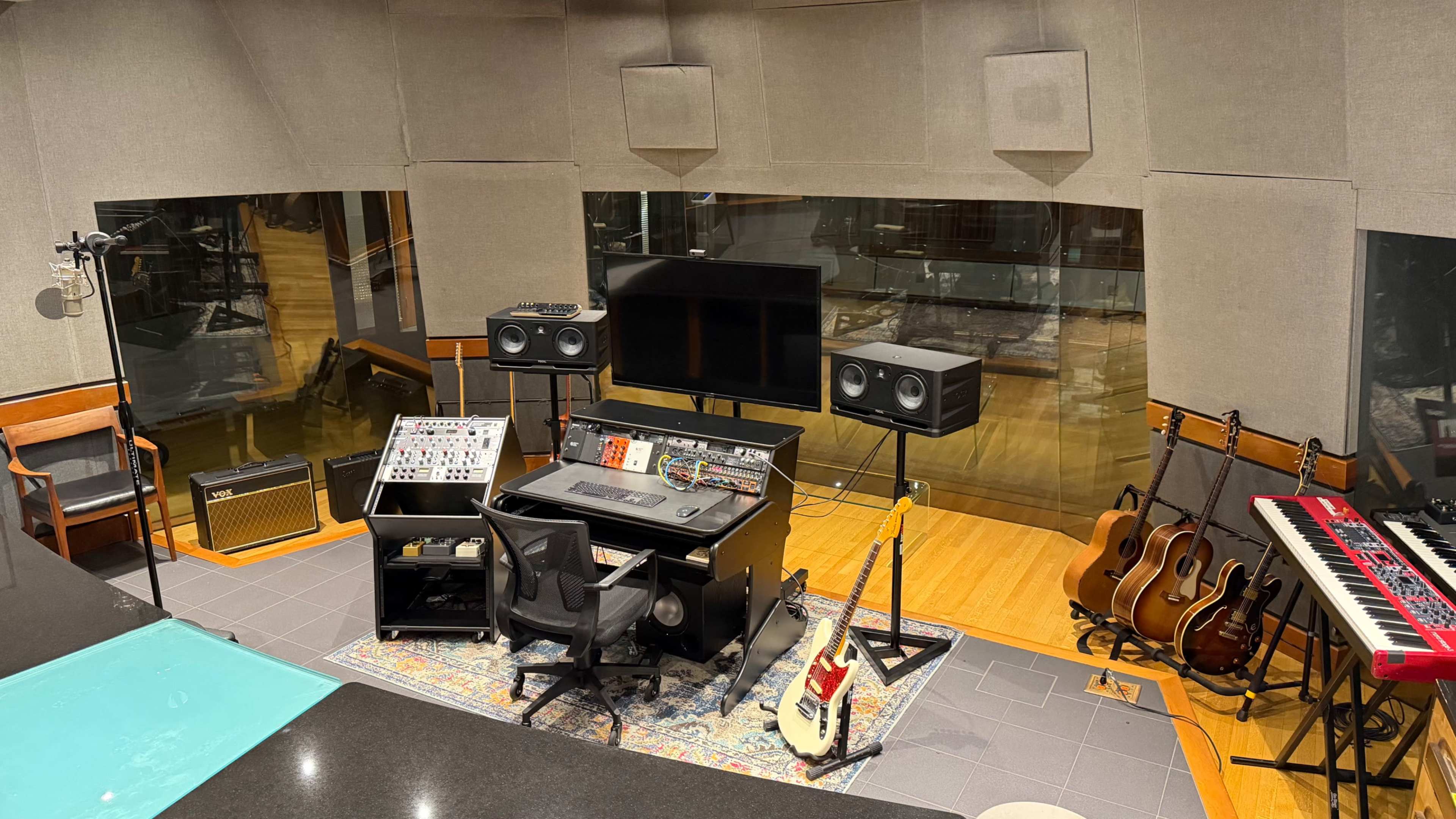 Hybrid Producer Studio Image in Midtown Manhattan, New York, NY