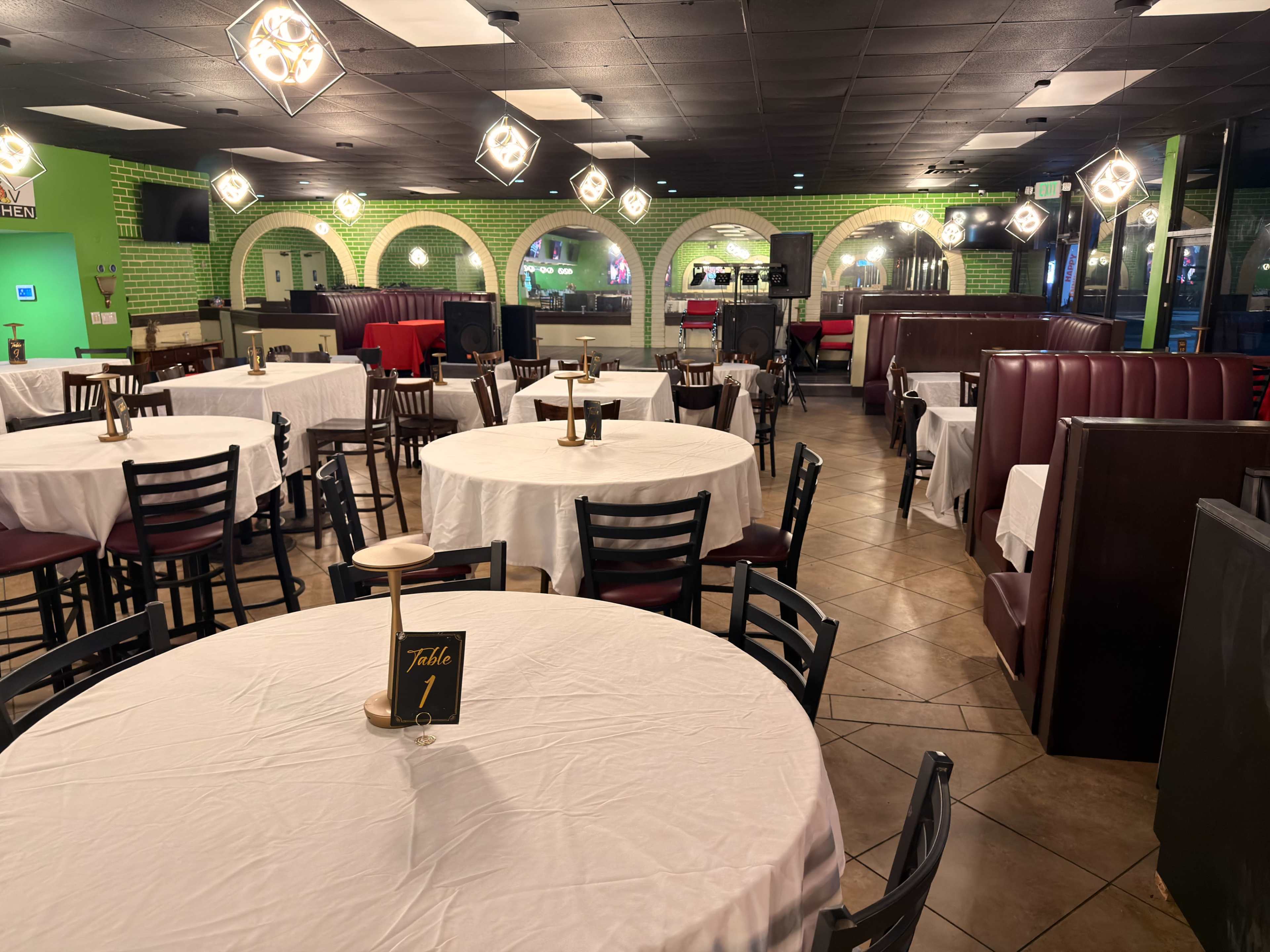 Spacious Restaurant w/ Stage & VIP Seating Image in Sunrise, Fort Lauderdale, FL