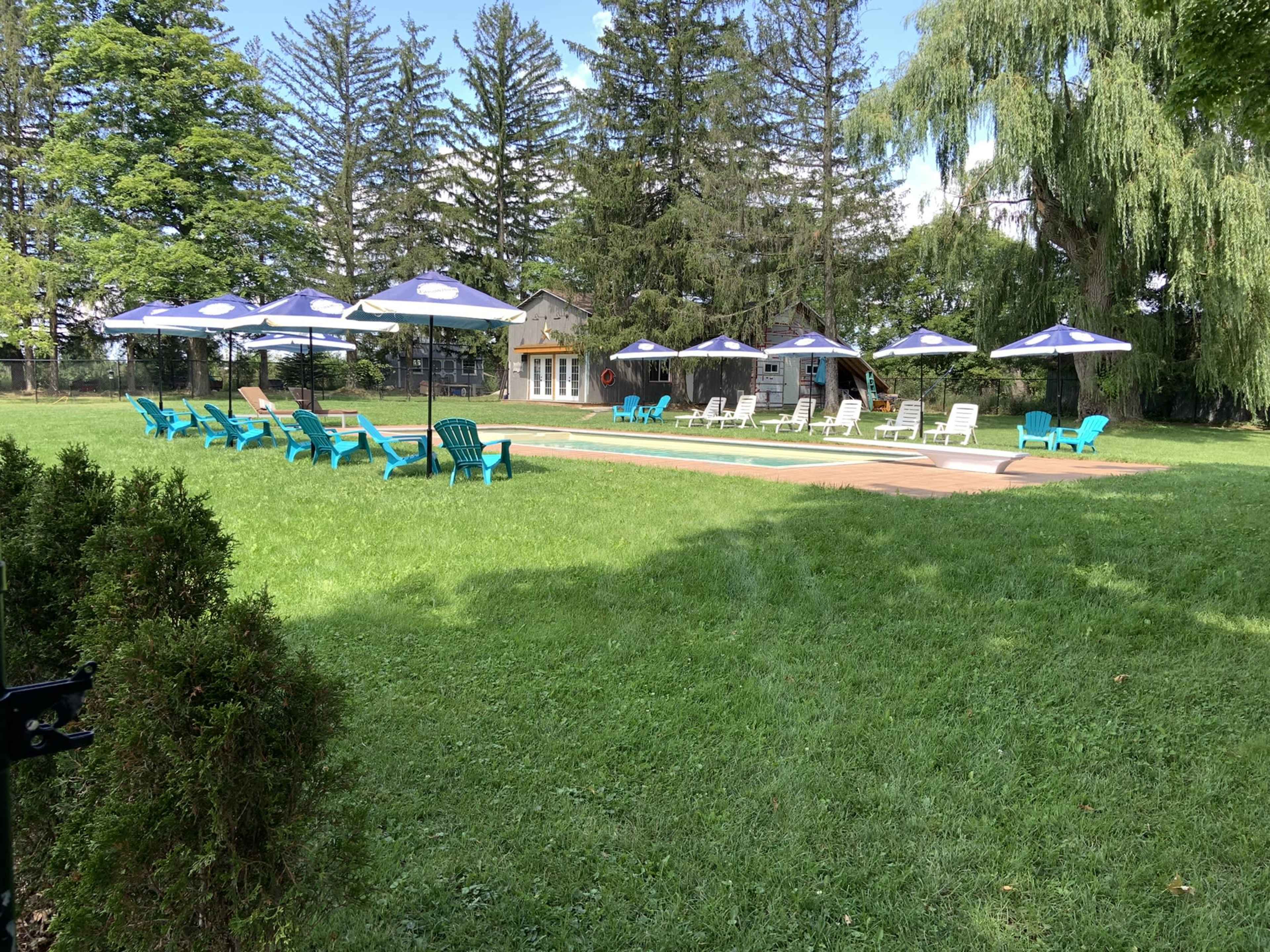 Cottage in the City Image in Vaughan, KLEINBURG, ON