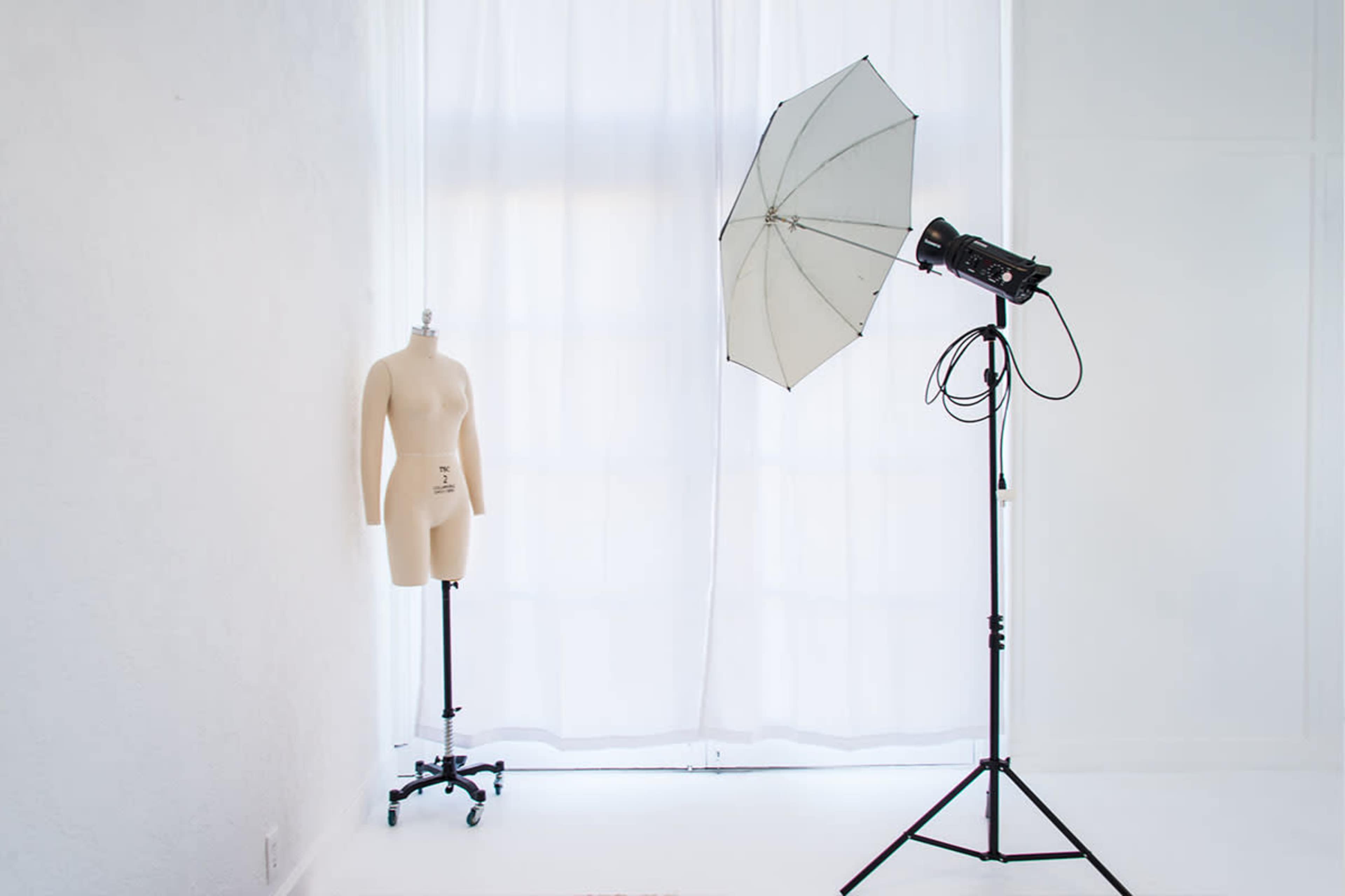 Downtown Riverside Creative Space With Natural Light Image in Downtown Riverside, Riverside, CA