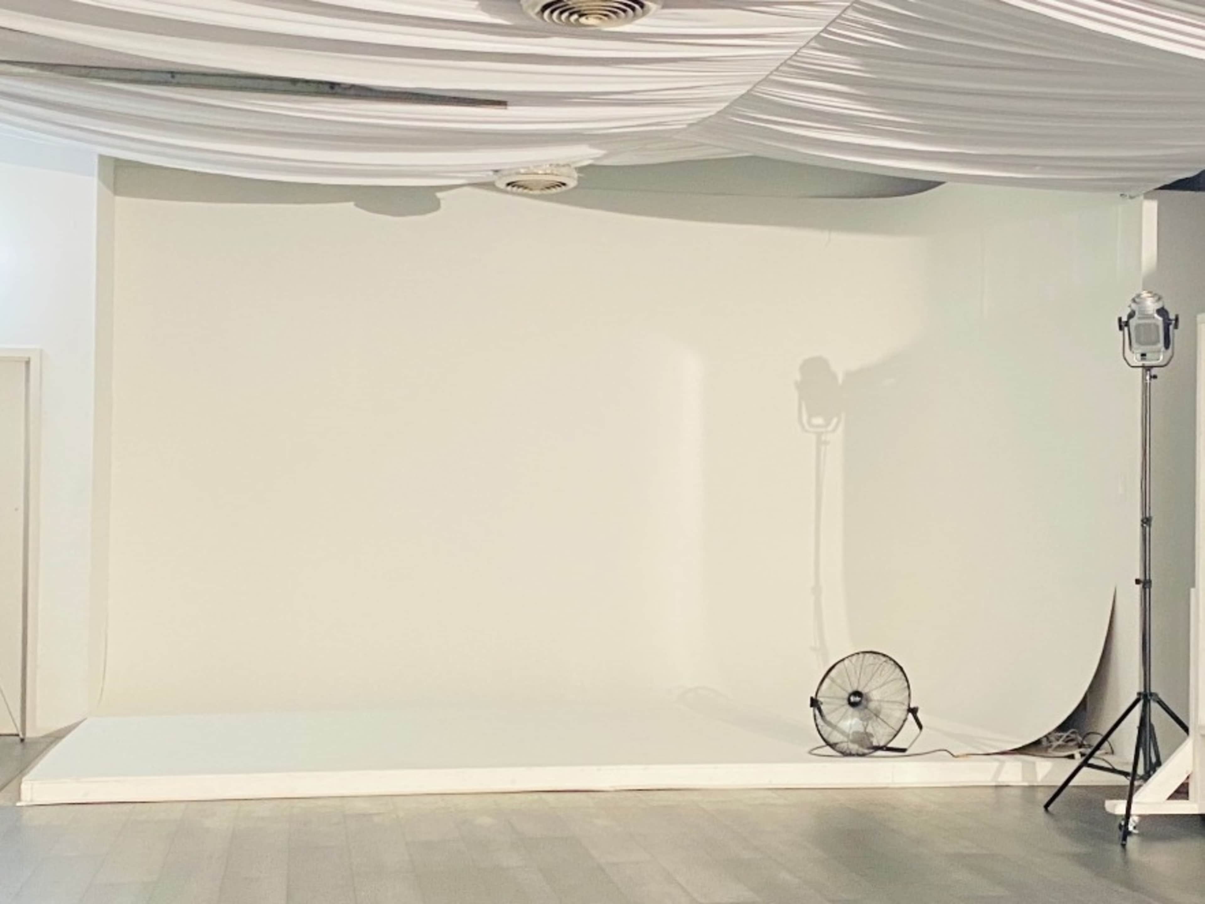 Cyc Wall/Infinity Wall