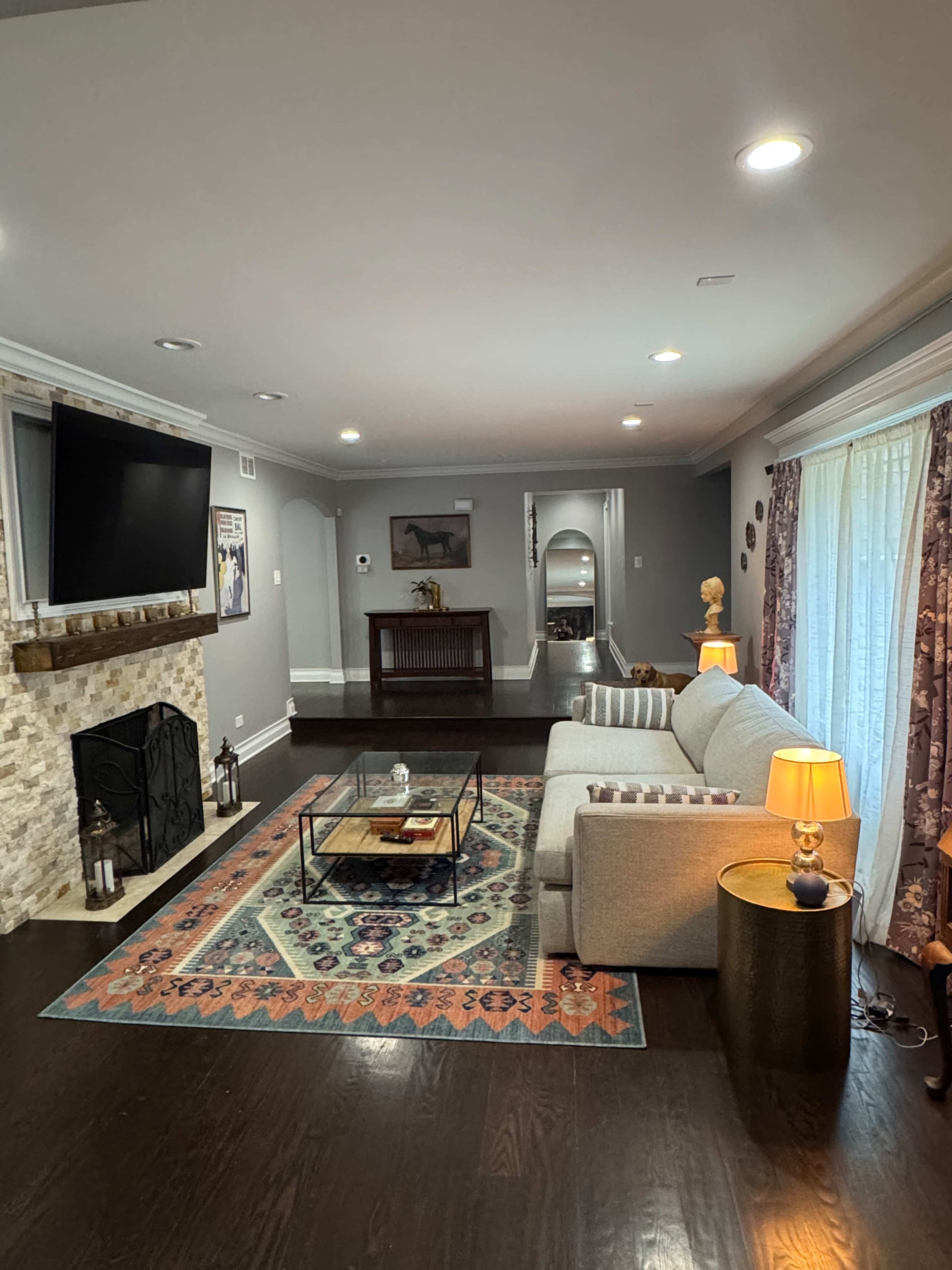 Contemporary Classic Mansion on wooded estate and private lake Image in Homer Township, Homer Glen, IL