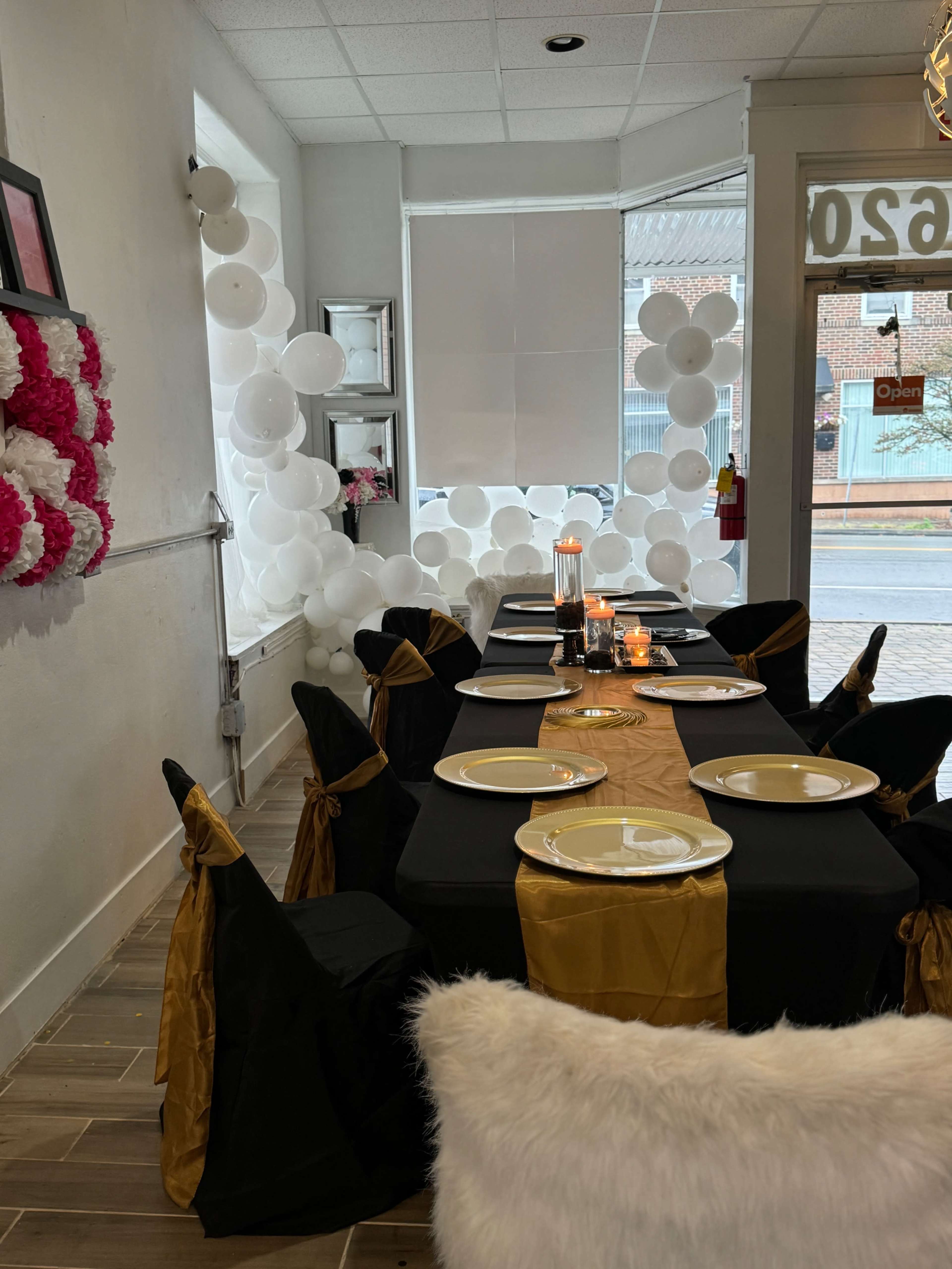 Kreative Space. SELFIE STUDIO NOW OPEN Image in Mount Healthy, Cincinnati, OH