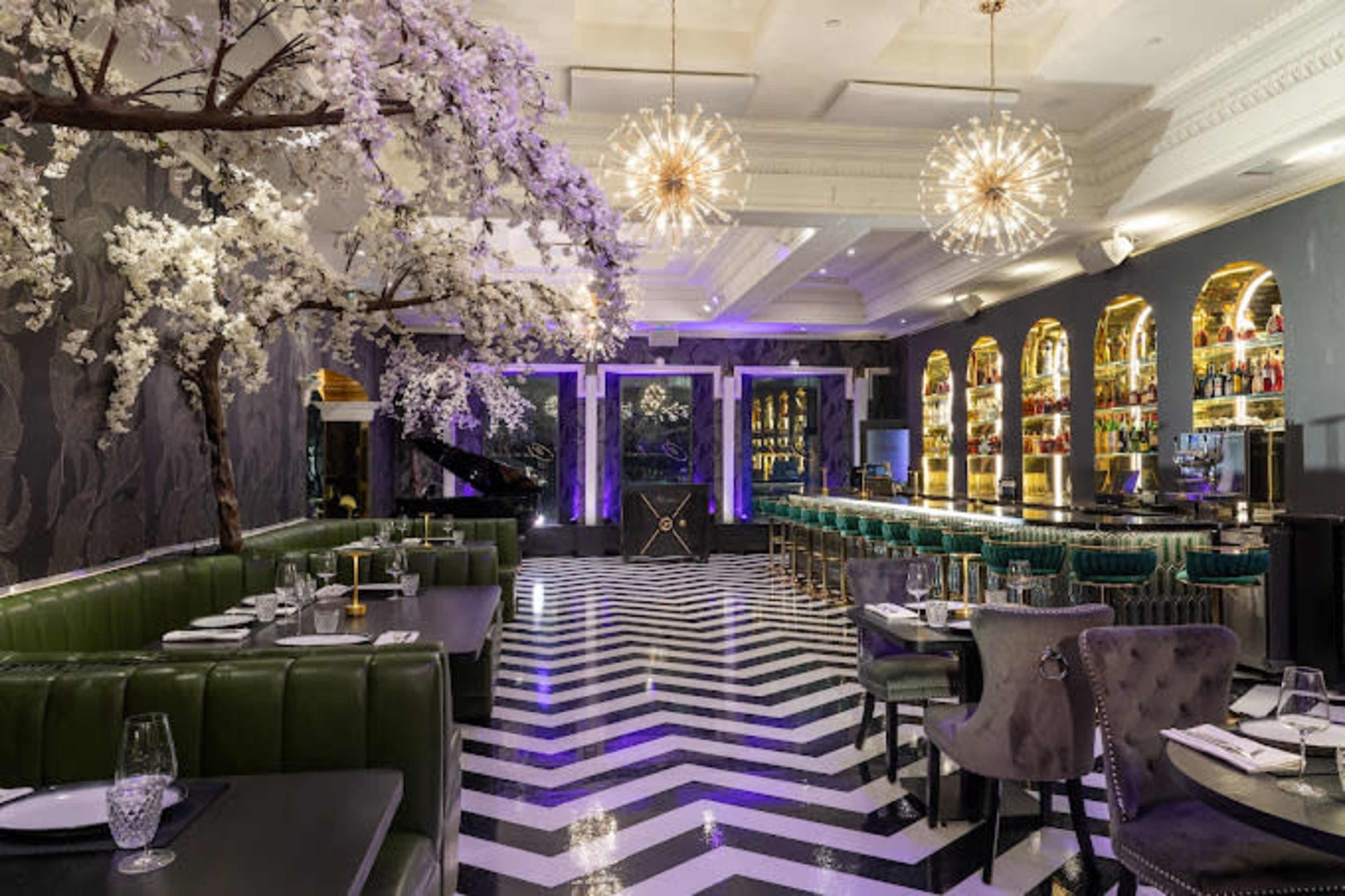 Chambers Semi-Private Dining Room Image in St. Lawrence, Toronto, ON