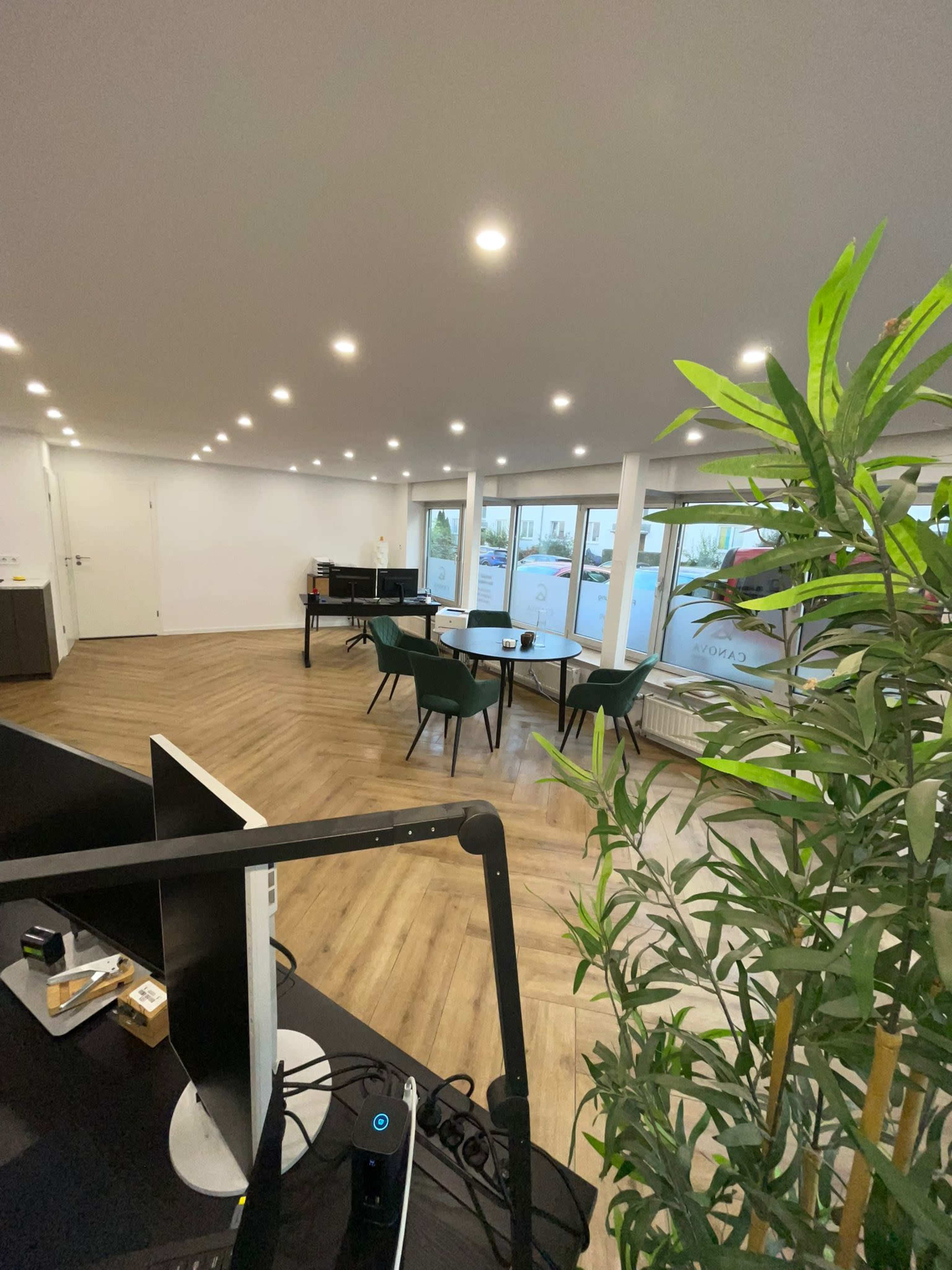 Tagesbüro für Hausverwaltungen, Coachings, Seminare – flexibel & professionell Image in Zollstock, Köln