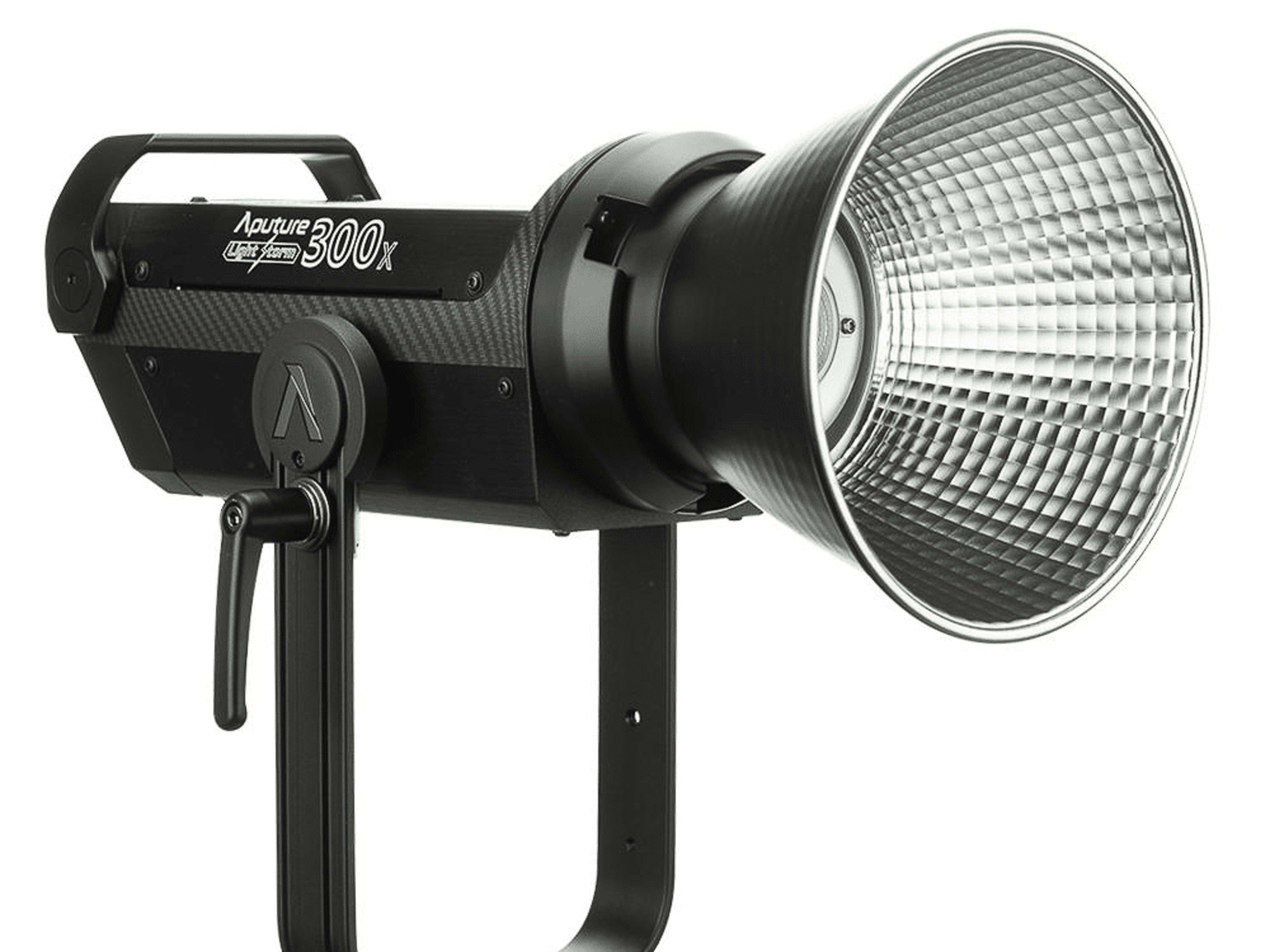 2 x APUTURE 300x + 2 x box 60x90cm