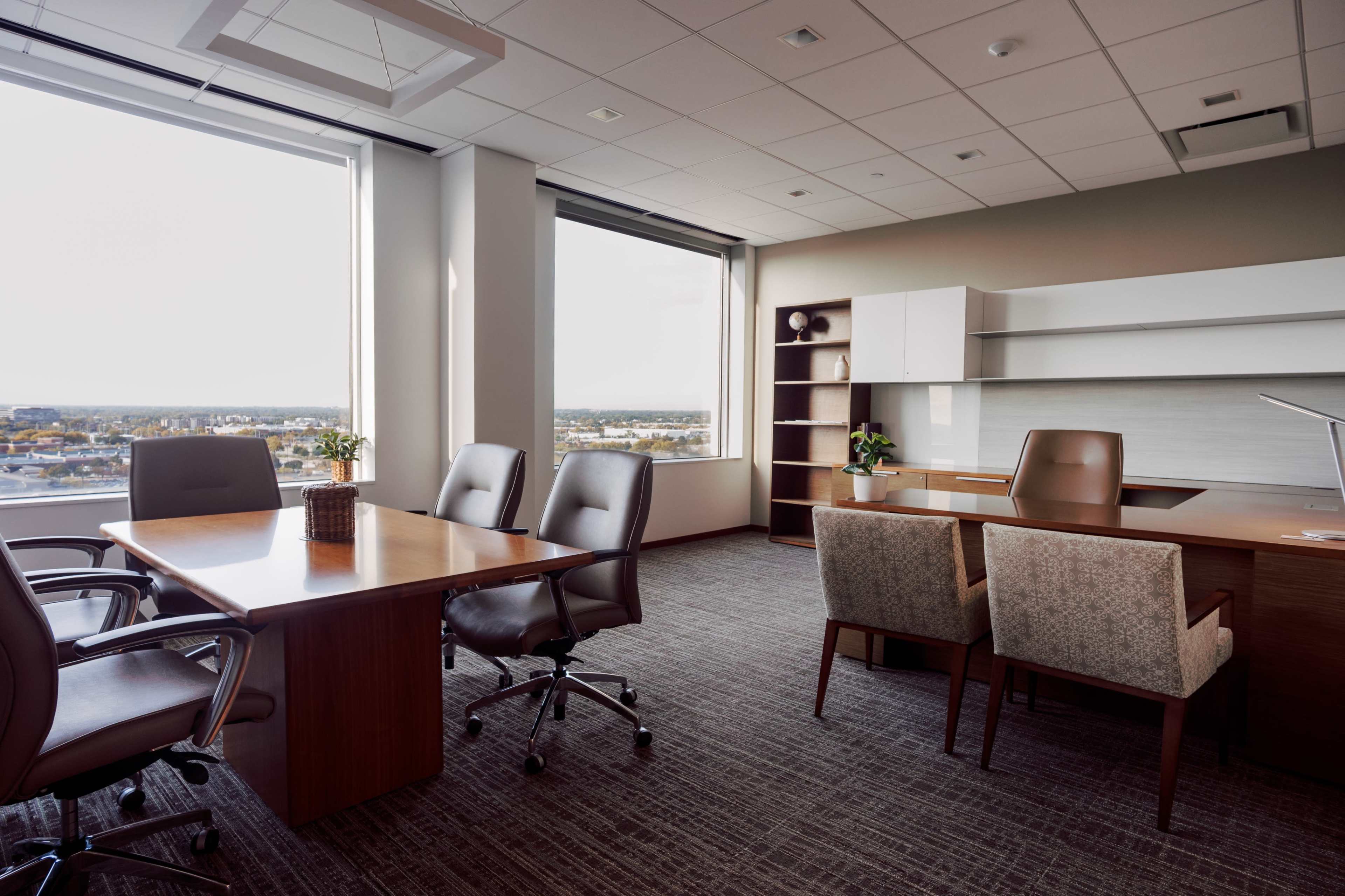 Upscale Suburban Day Office Image in Schaumburg Township, Schaumburg, IL