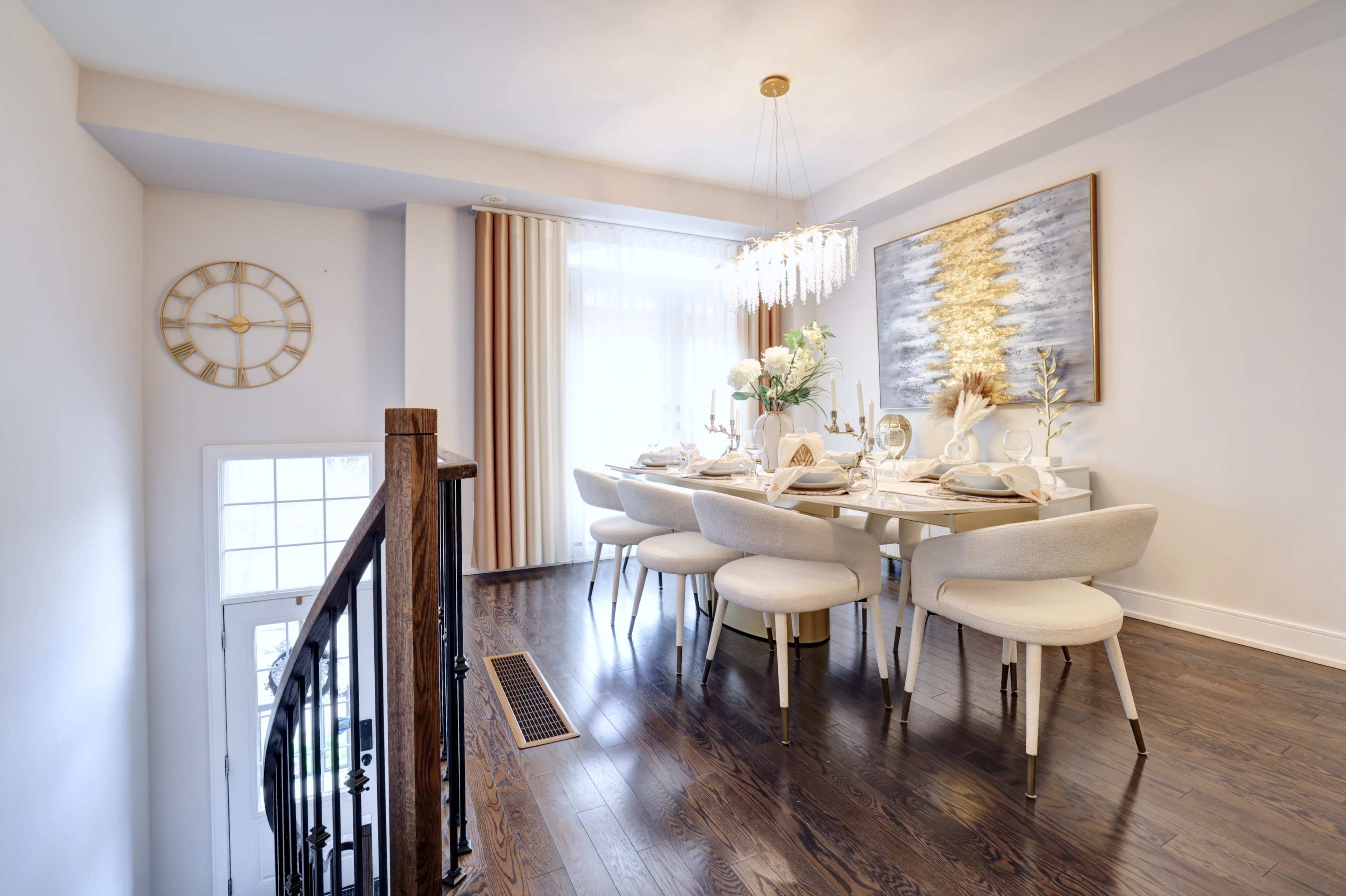 Luxurious Port Credit |Filming, Brand Shoots & Photoshoot Image in Lakeview, Mississauga, ON