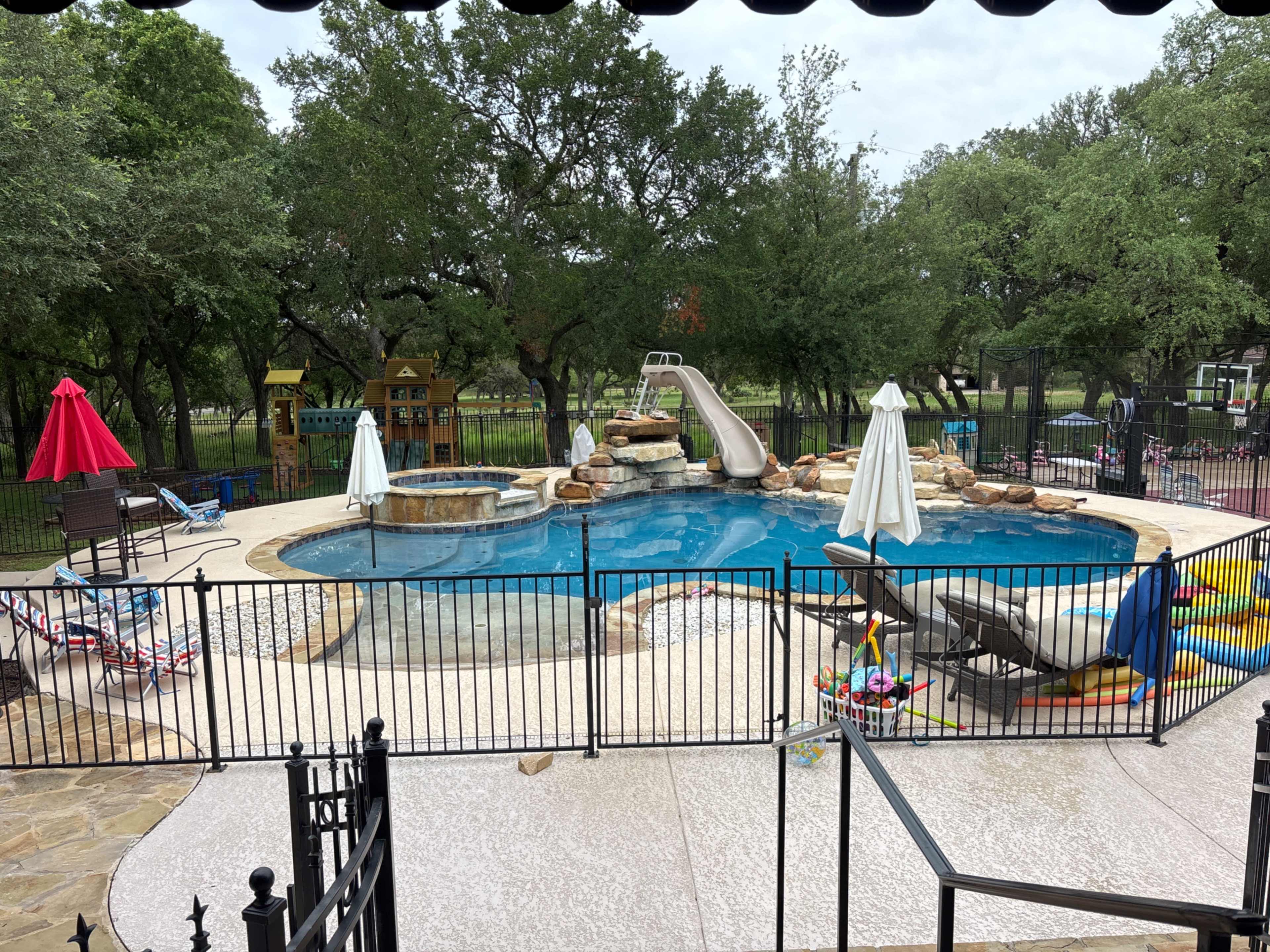 Beautiful pool with lots of amenities!! Image in Garden Ridge, Garden Ridge, TX