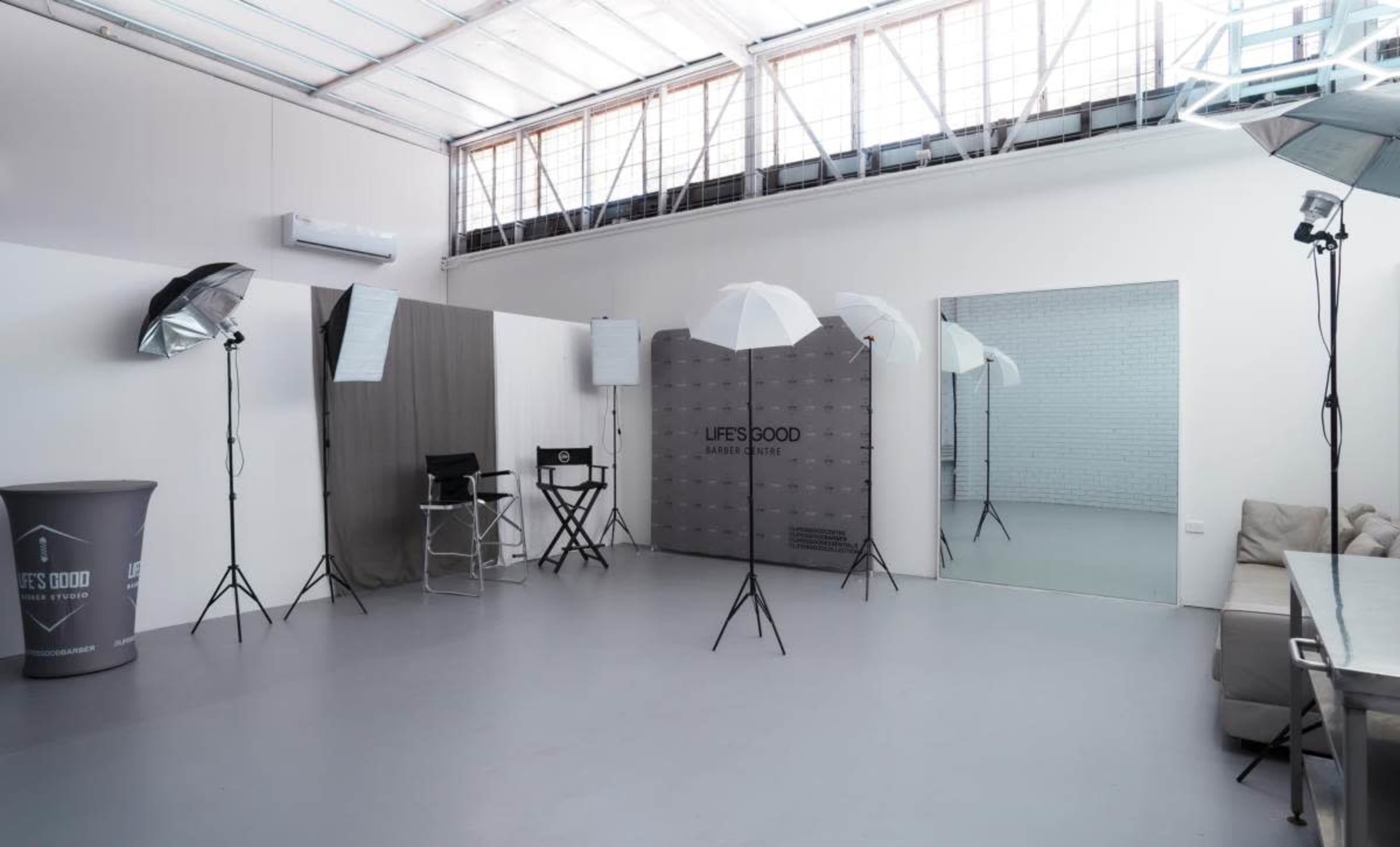 Photo studio and Freelancing spaces available for hire in the heart of coorparoo. Image in Coorparoo, Coorparoo, QLD