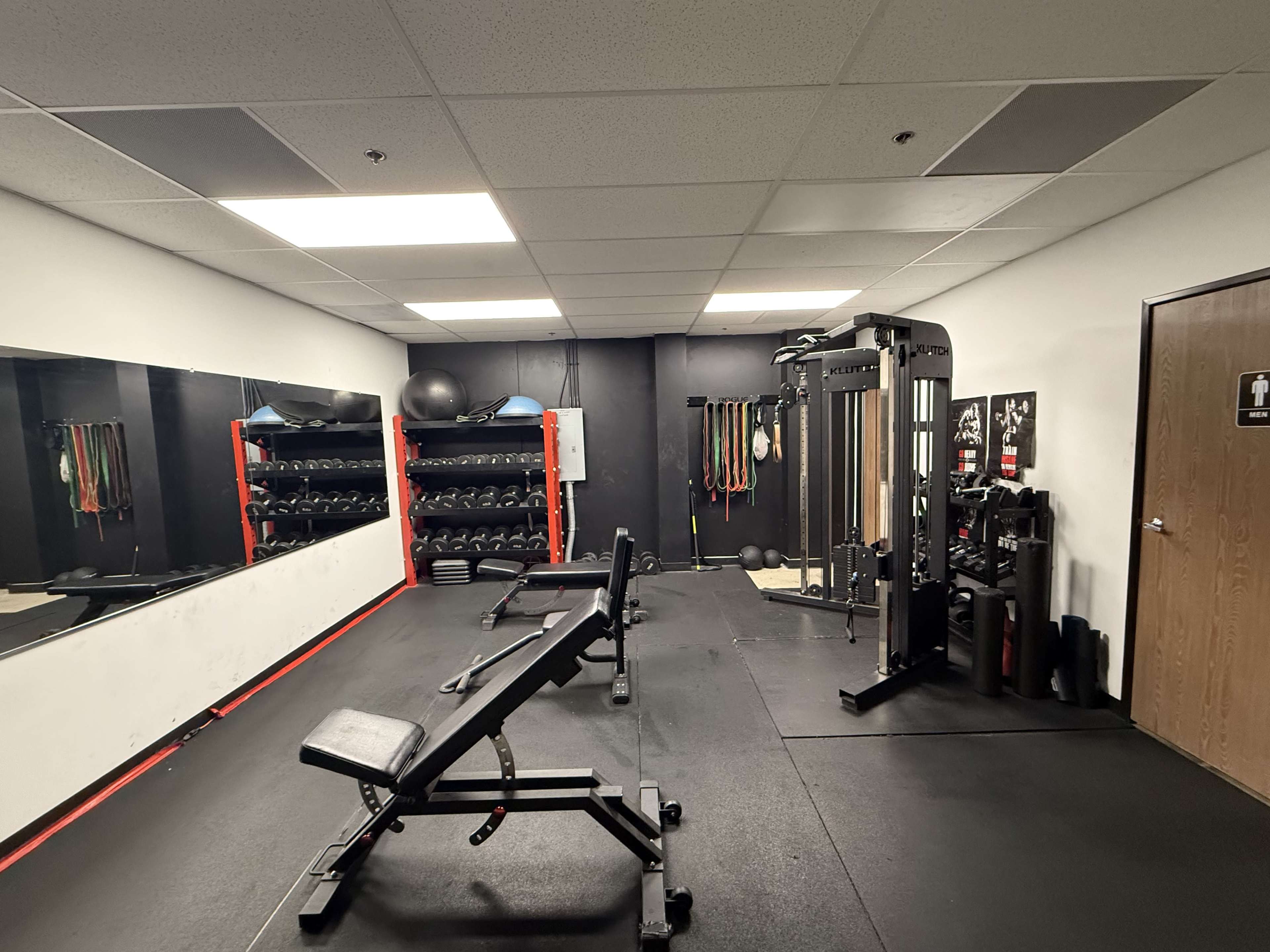 2,300 Sq Ft Private 24 Hour Gym Located in Irvine Image in Irvine Business Complex, Irvine, CA