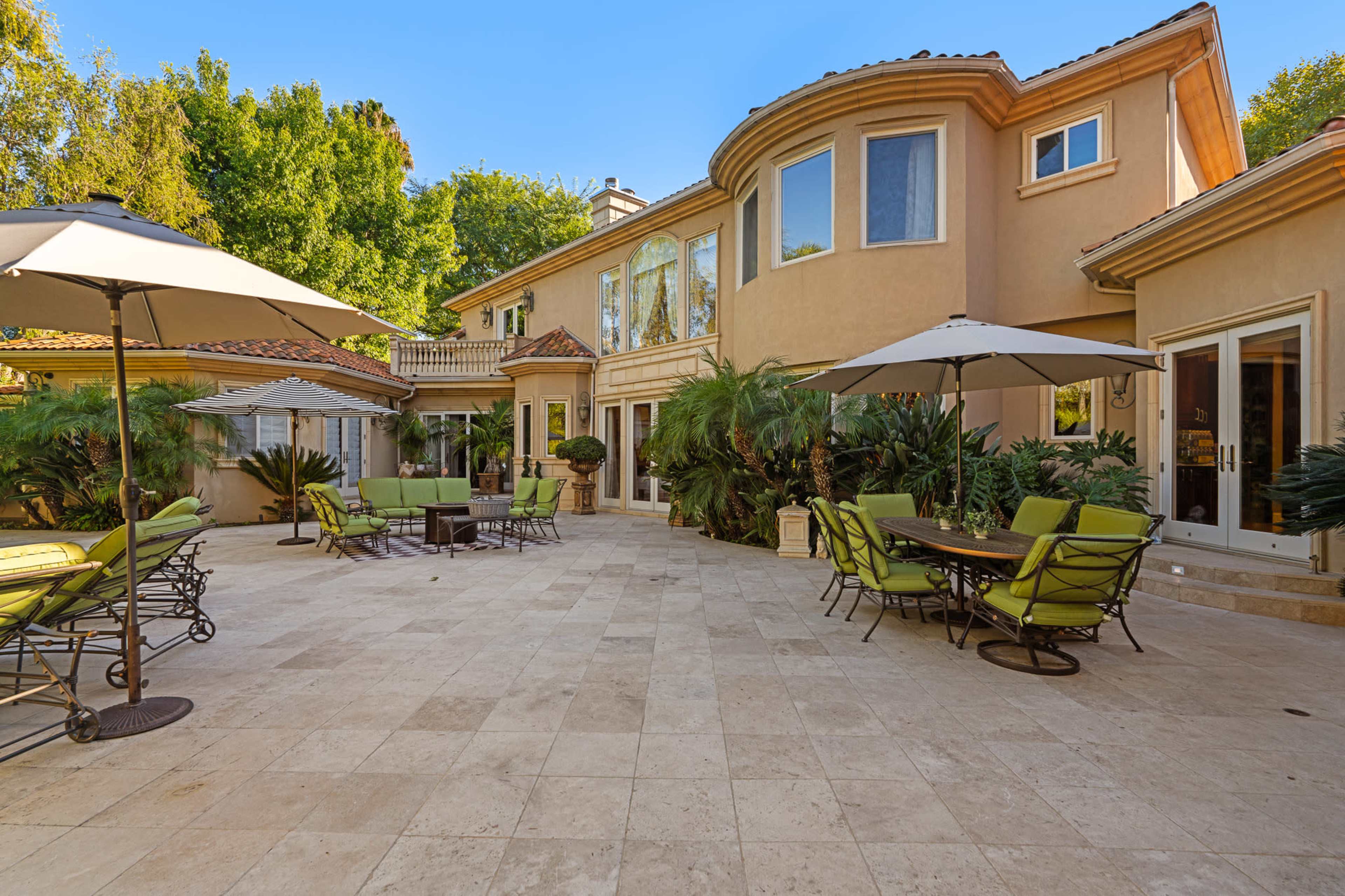 Elegant Northridge Home with Iconic Driveway Image in Northridge, Northridge, CA