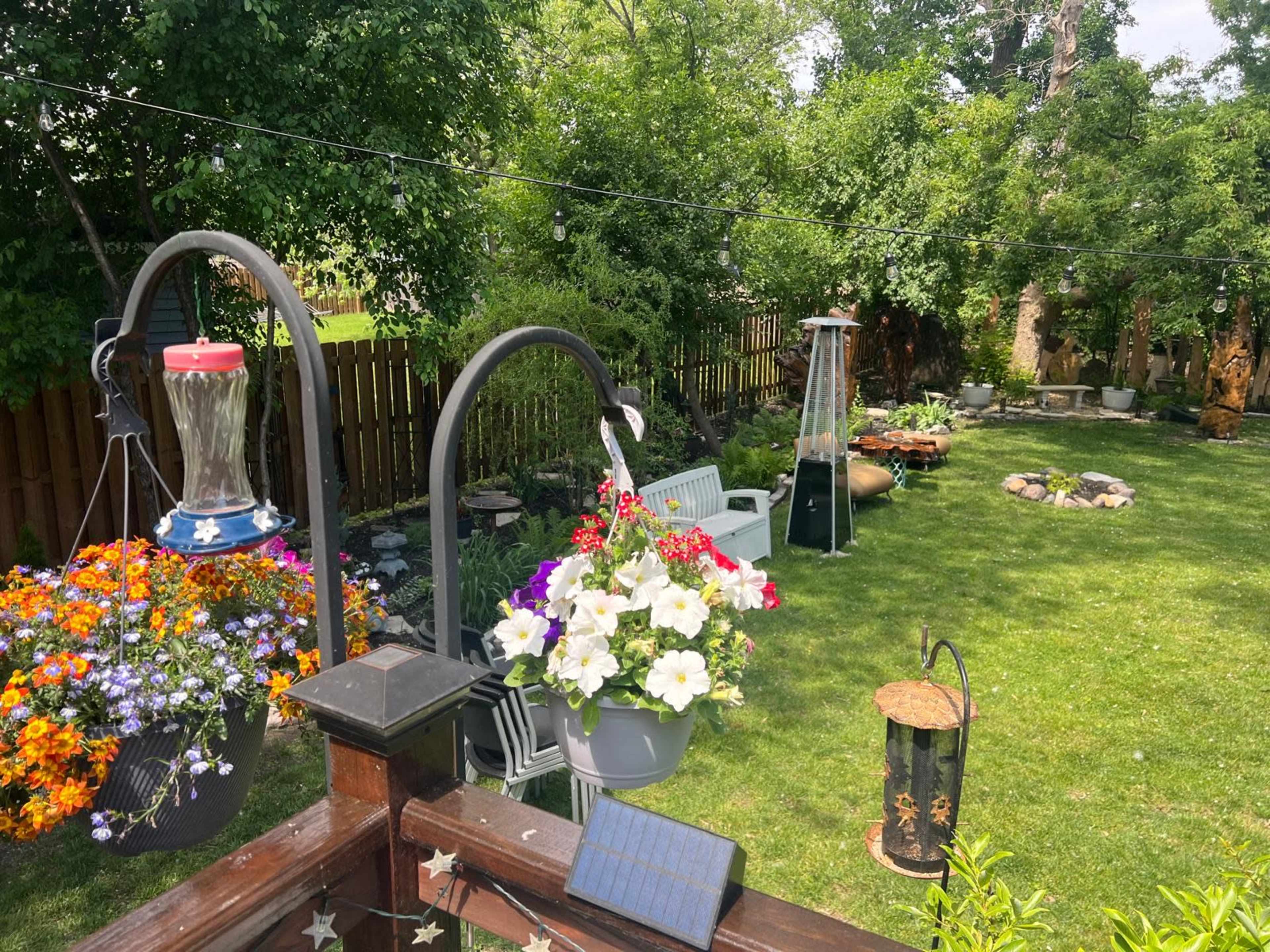 Spacious Backyard in Oakbrook Area Image in York Township, Oakbrook Terrace, IL