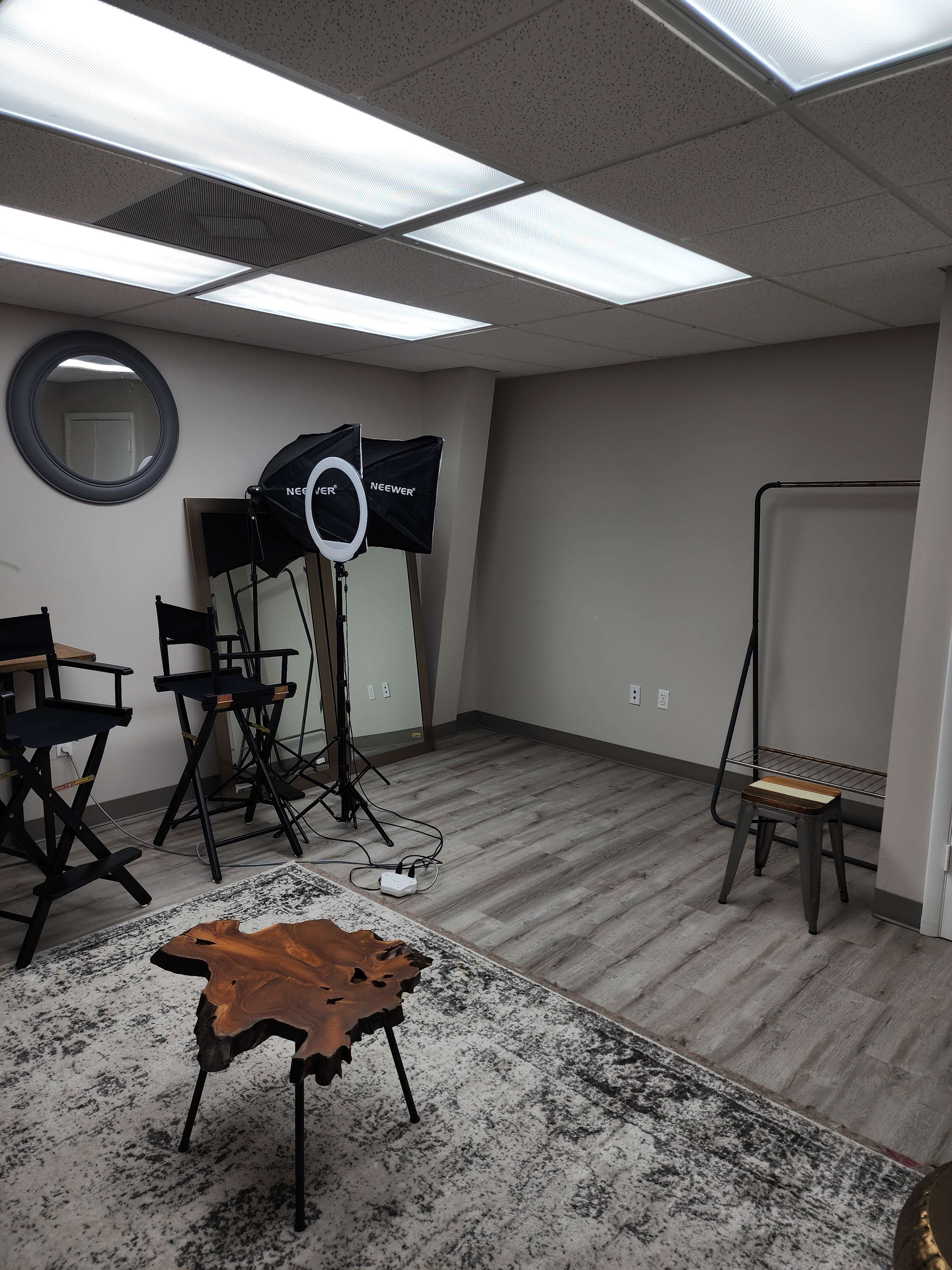 Complete Social Media Room Image in Ocala, Ocala, FL