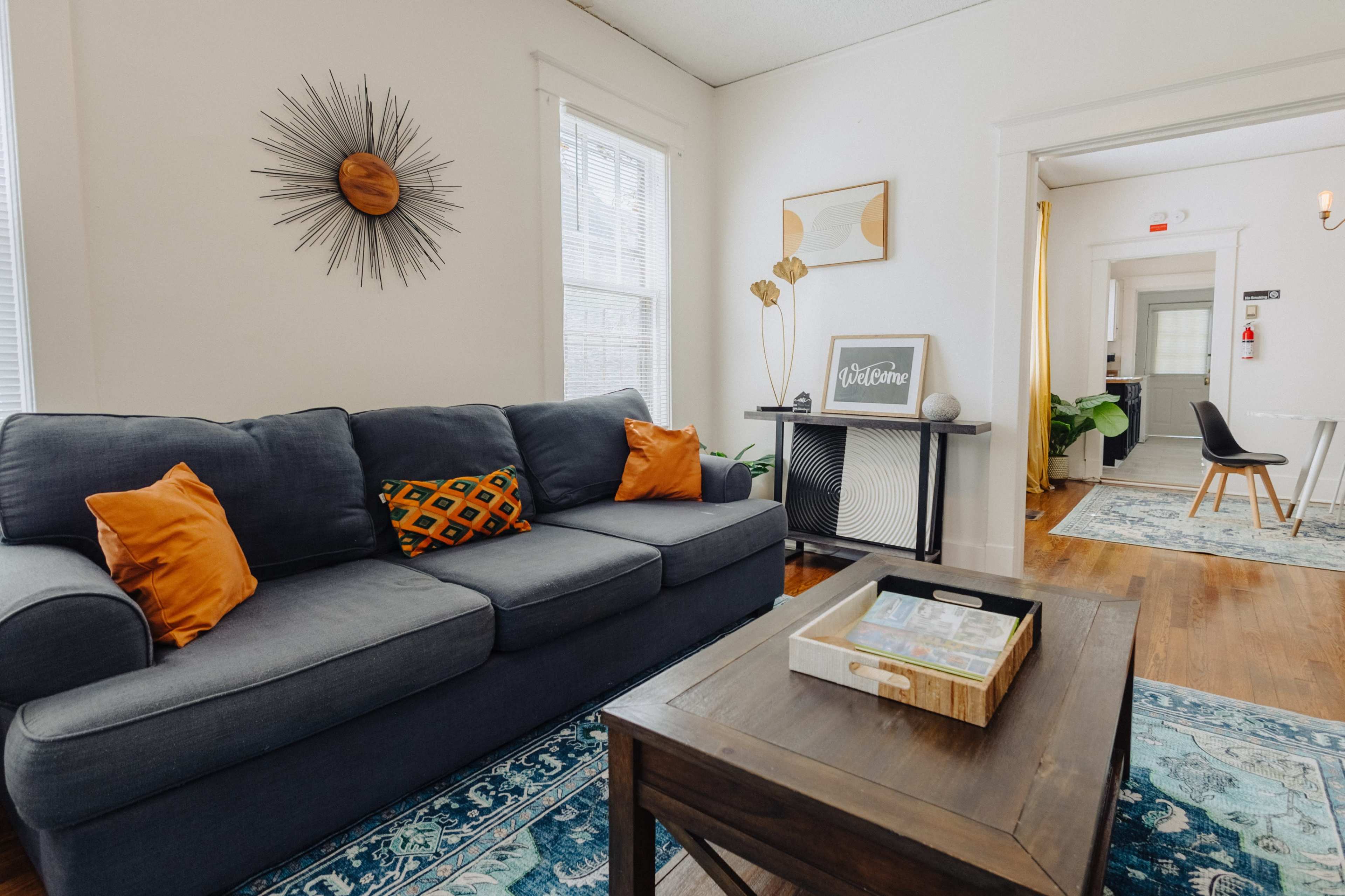 Historic Revival 2BR Midtown Memphis Free Parking Image in Evergreen, Memphis, TN