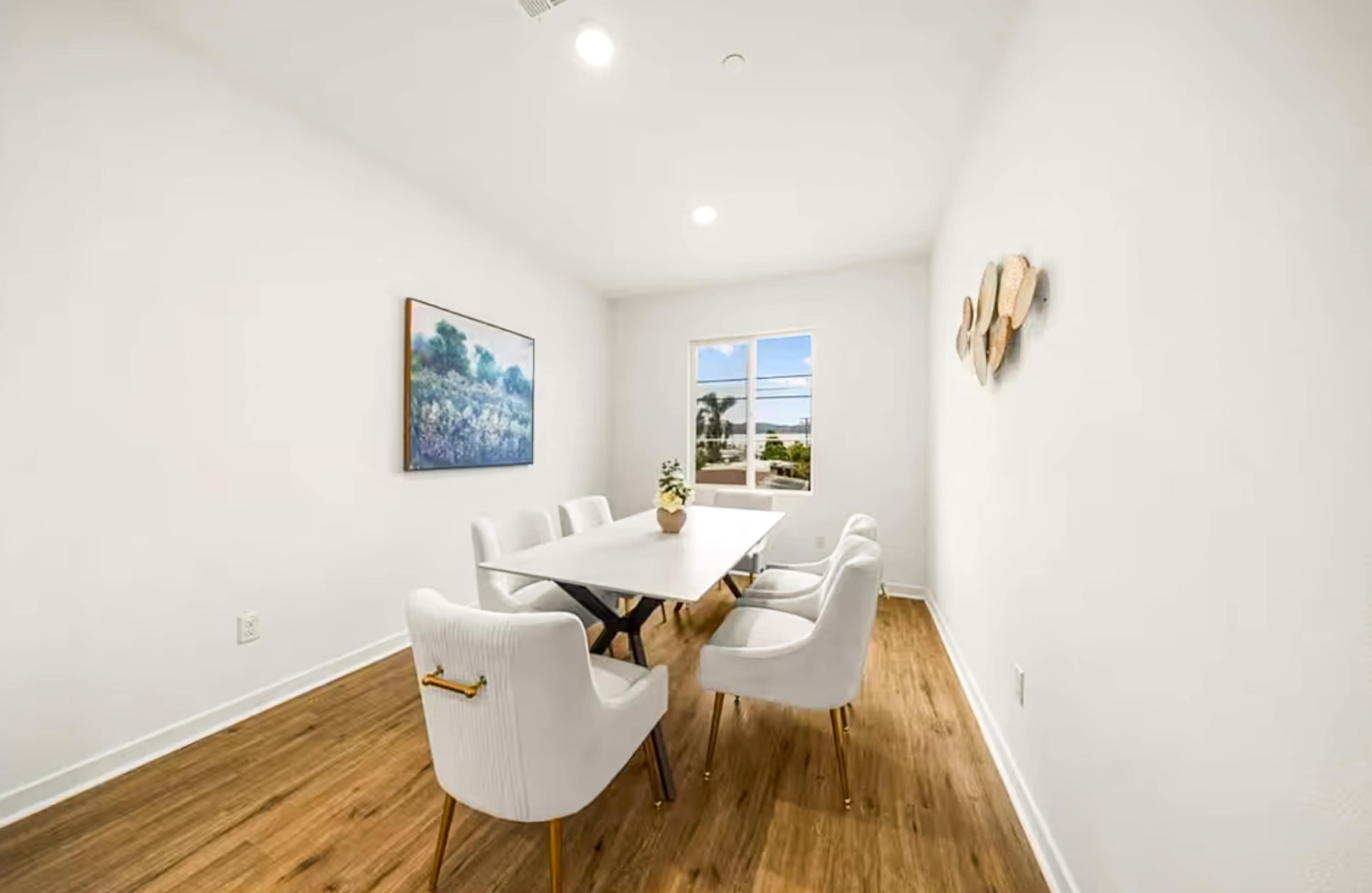 Modern LA Home with Bright Interiors, Clean Design & Flexible Production Spaces Image in South San Jose Hills, la puente, CA