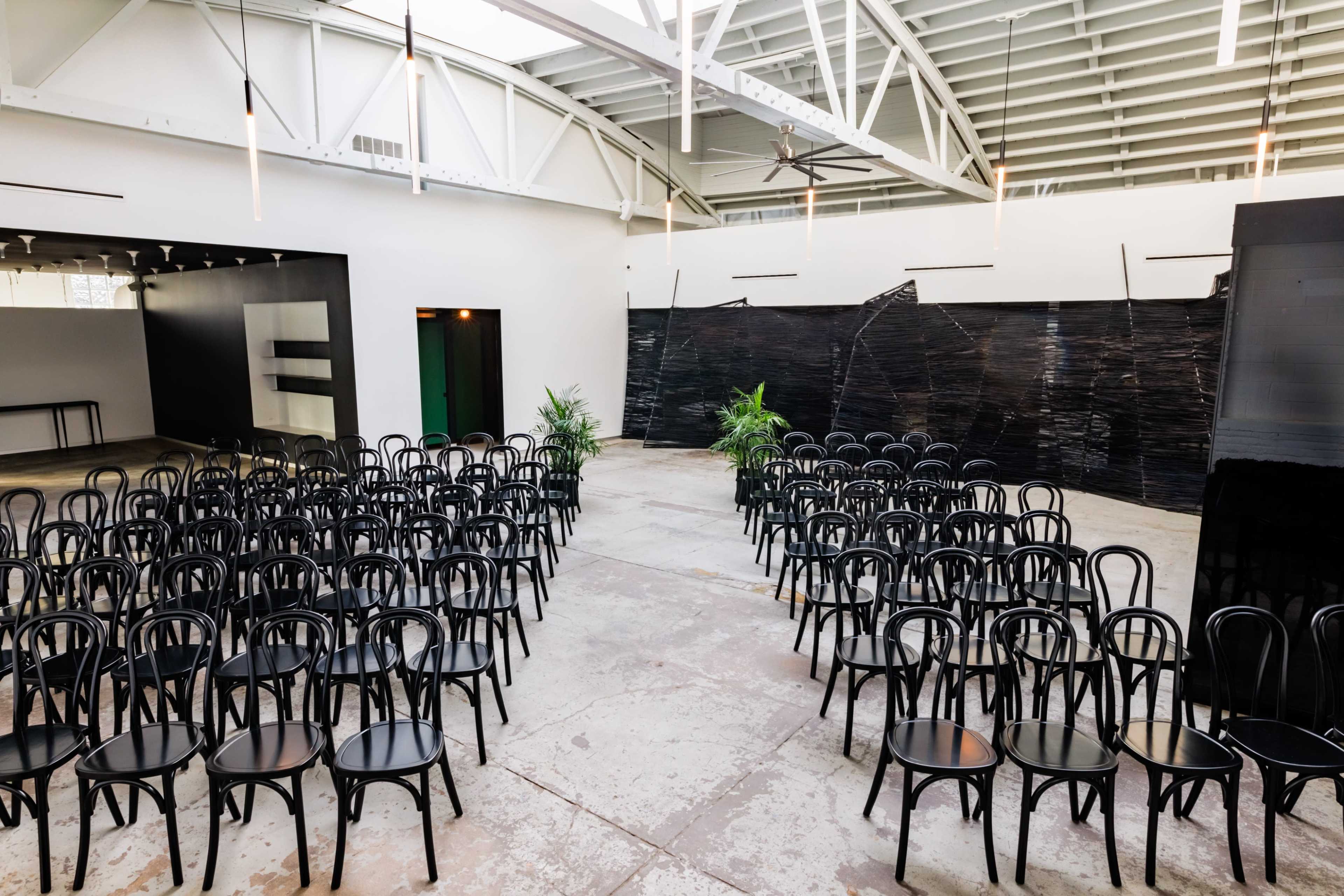 Inspiring and Unconventional Loft For Meetings Image in Humboldt Park, Chicago, IL