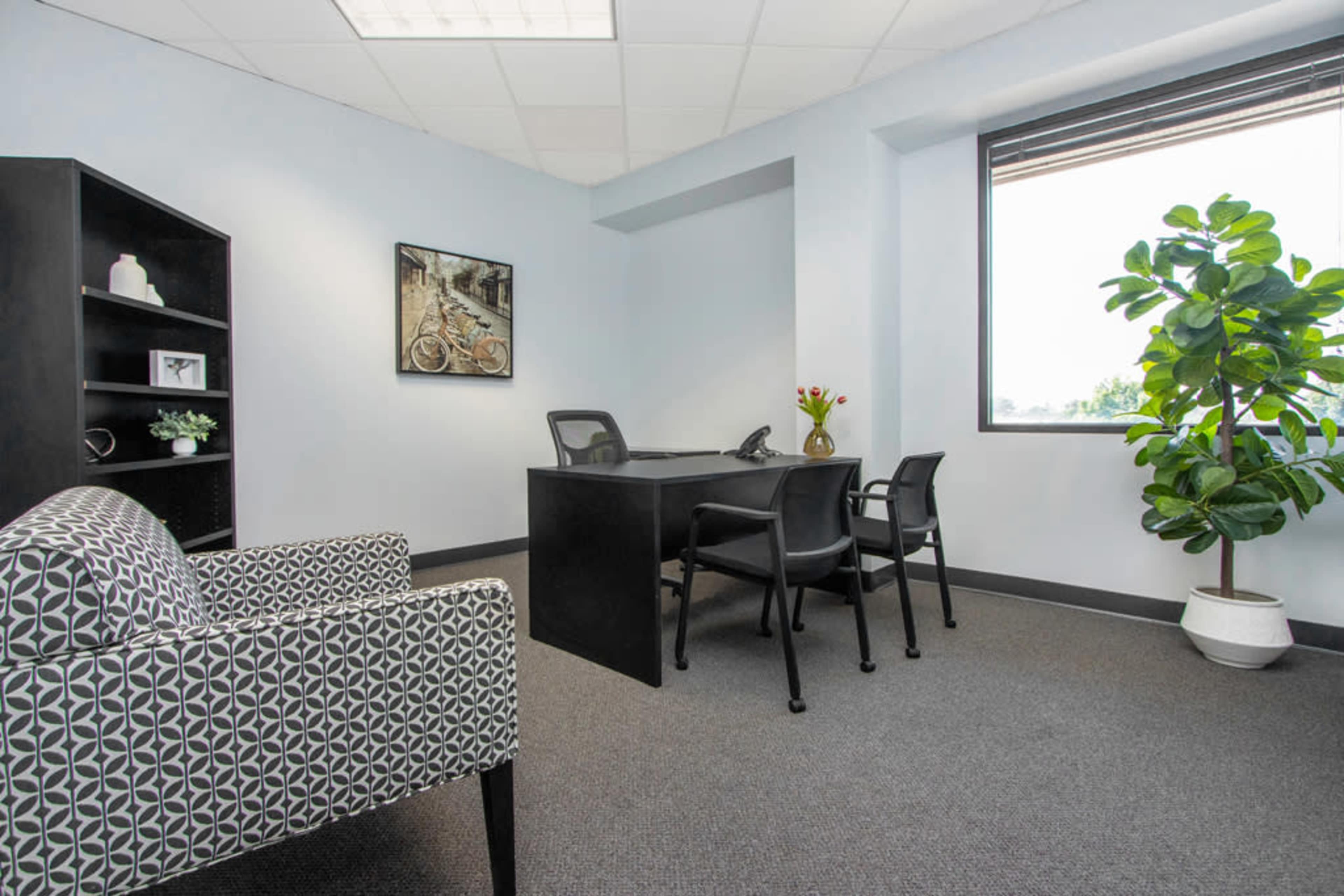 Private Office/Day Office Image in Woodbridge, Irvine, CA