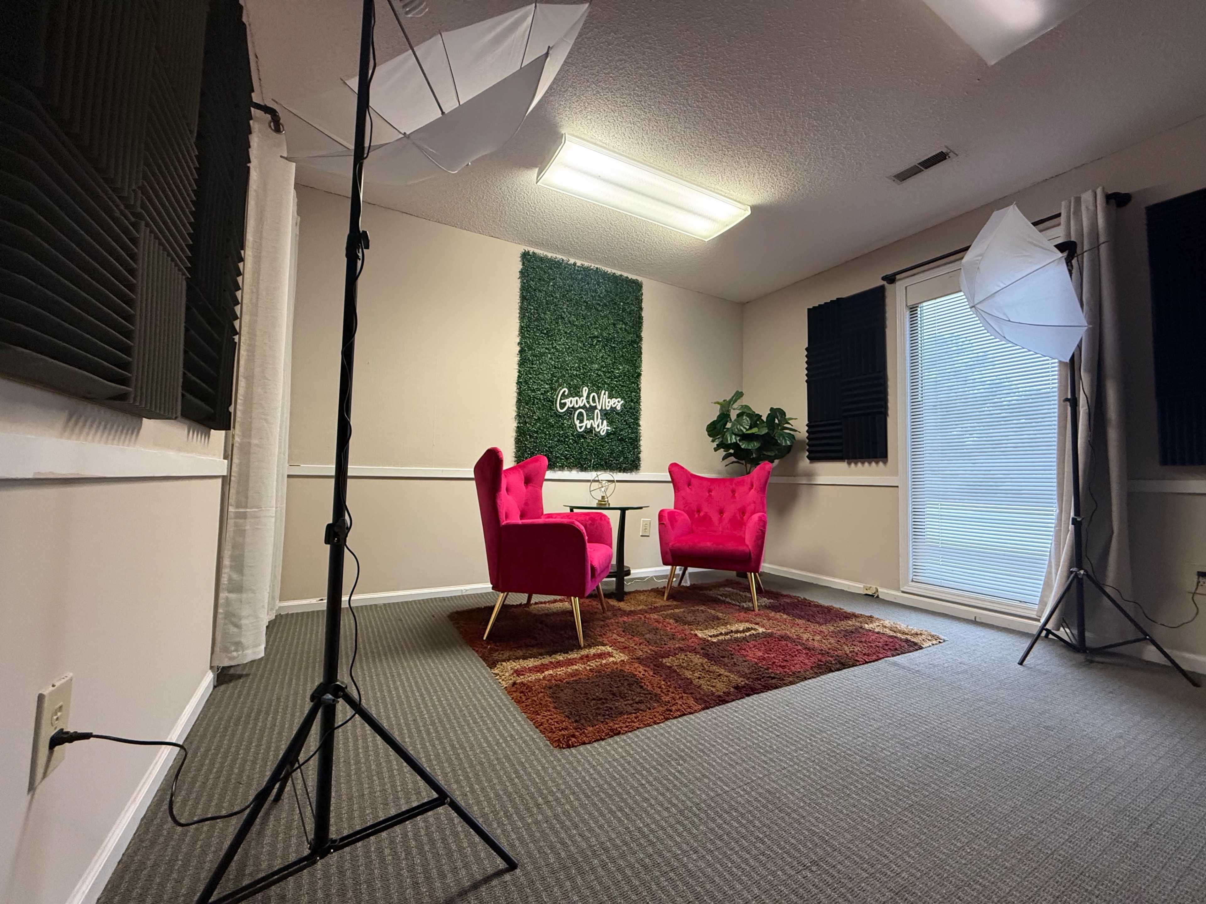 Cozy Podcast Greenspace Studio Image in Summerville, Summerville, SC