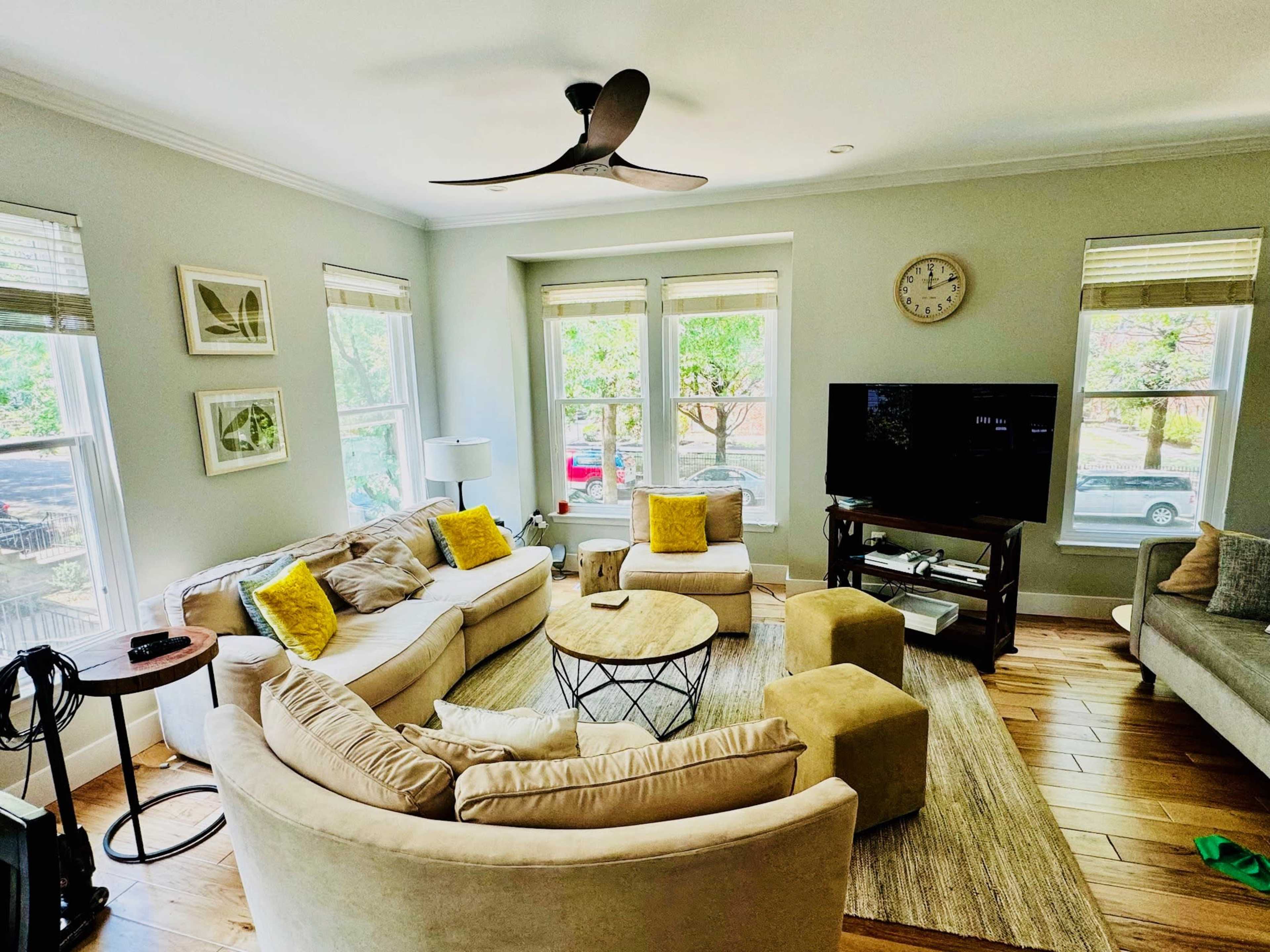 Large Open Workspace by Airport with Kitchen, 4 Tabletops, 14 chairs & Bath (additional spaces if needed) Image in Potomac West, Alexandria, VA