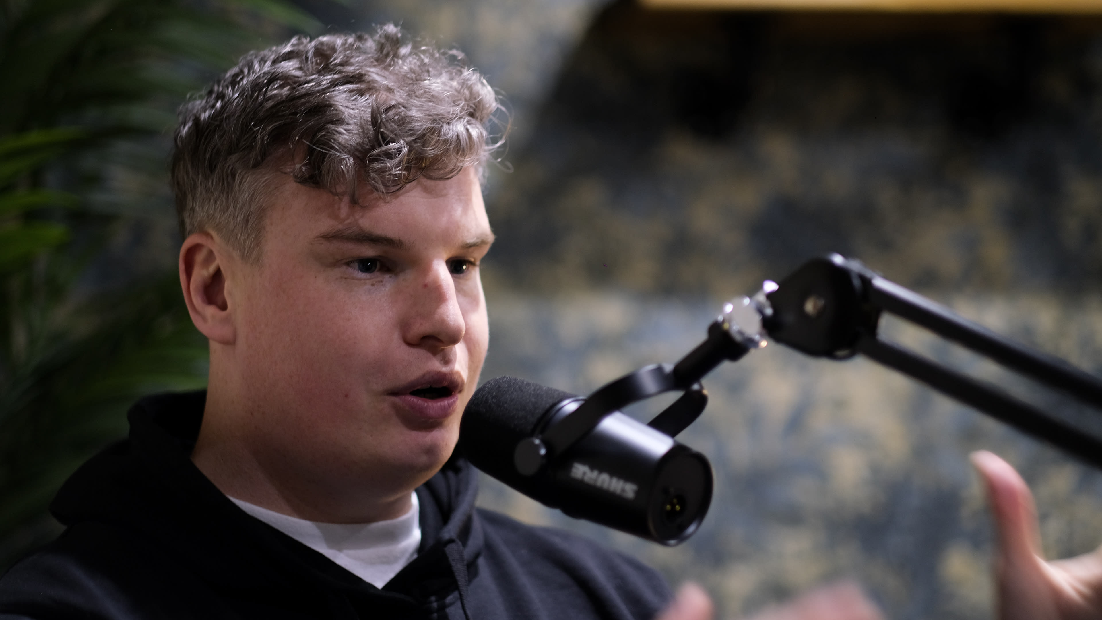 Lounge Style Green Podcast Studio Image in Potterspury, Puxley, Towcester, ENG