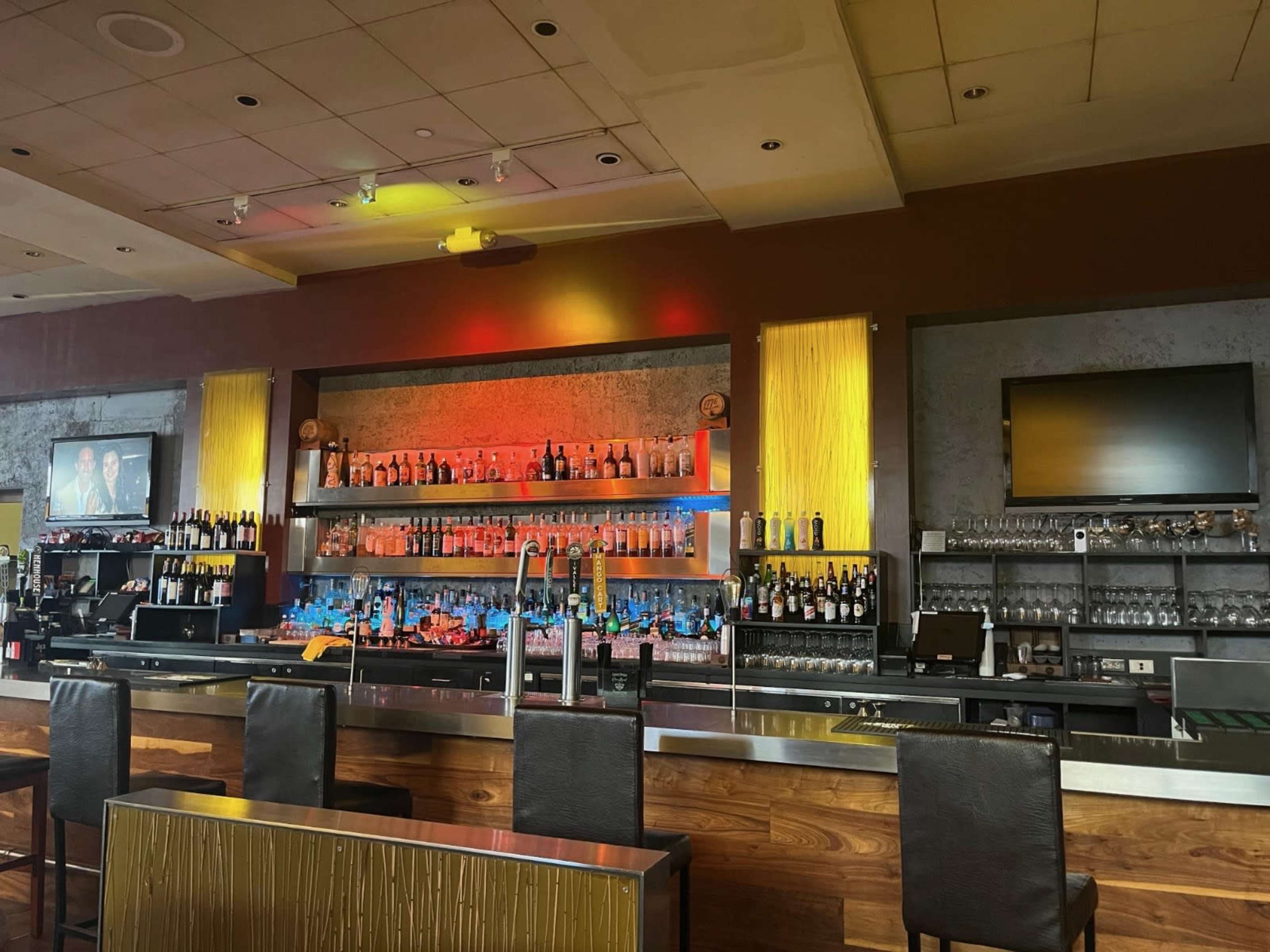 Bar/Kitchen Lounge Image in Central San Jose, San Jose, CA