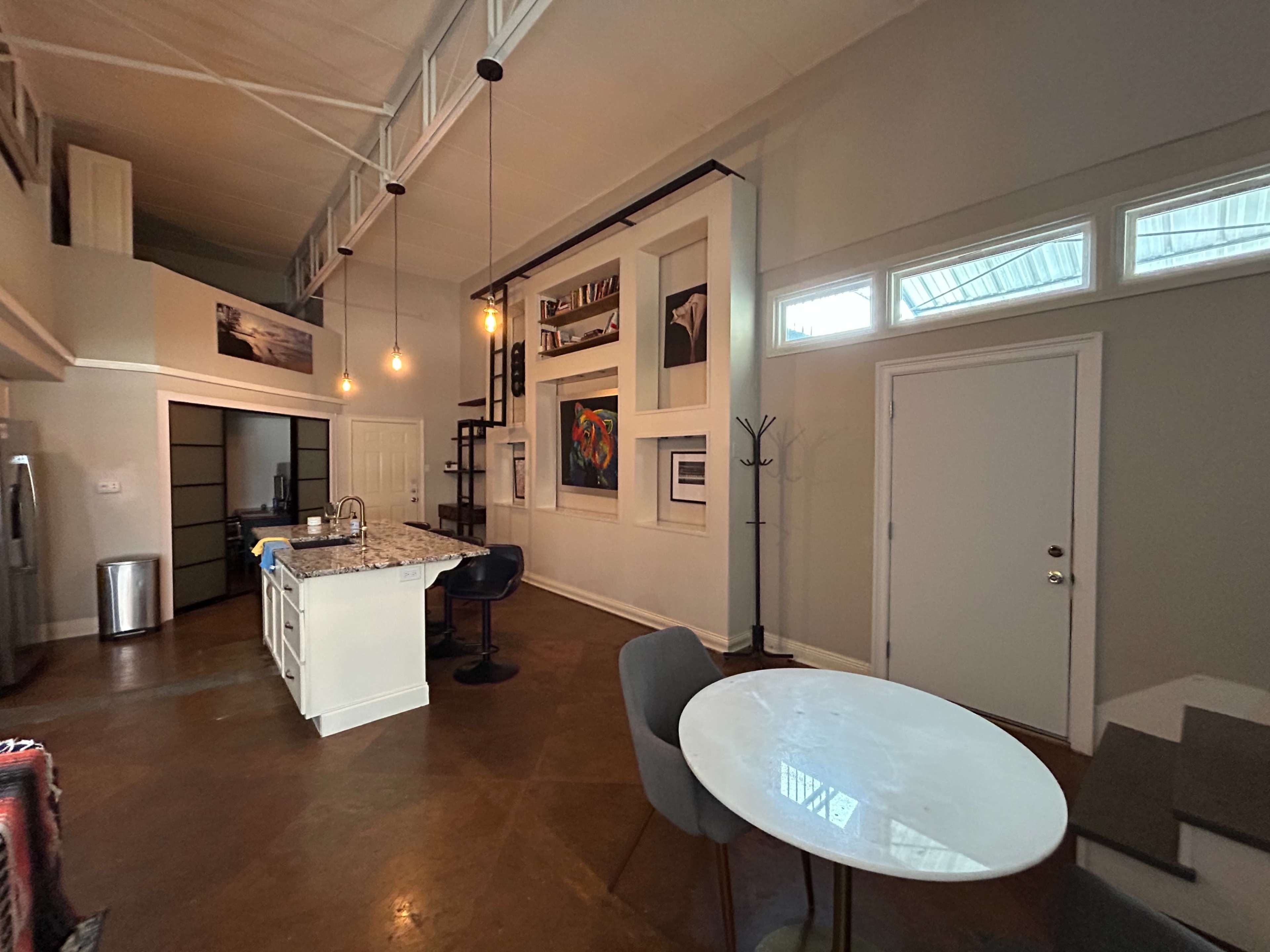 Urban modern industrial loft Image in Deep Ellum, Dallas, TX