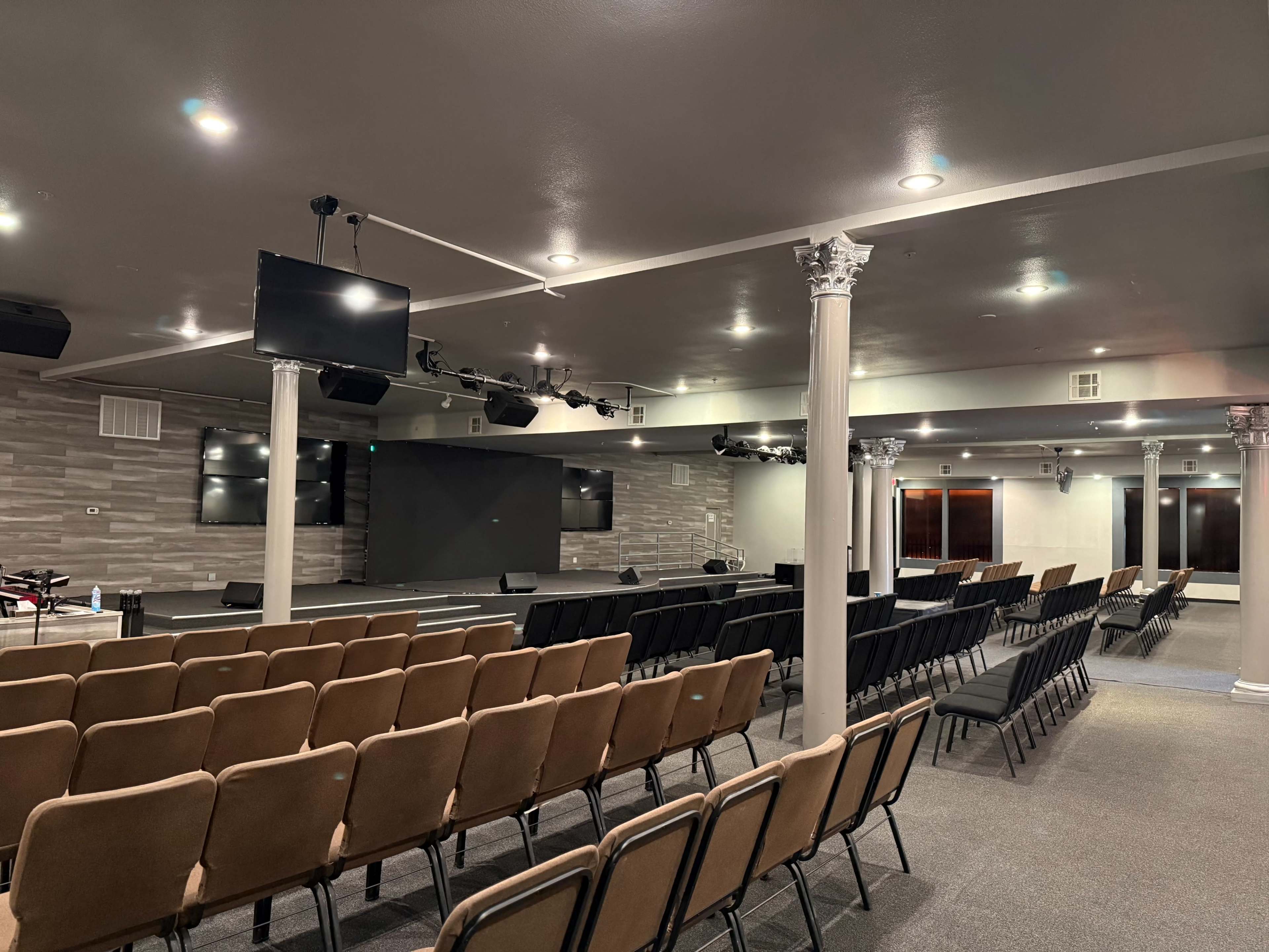 Modern, Versatile Event Space in San Bernardino - 200+ Capacity Image in Feldheym, San Bernardino, CA