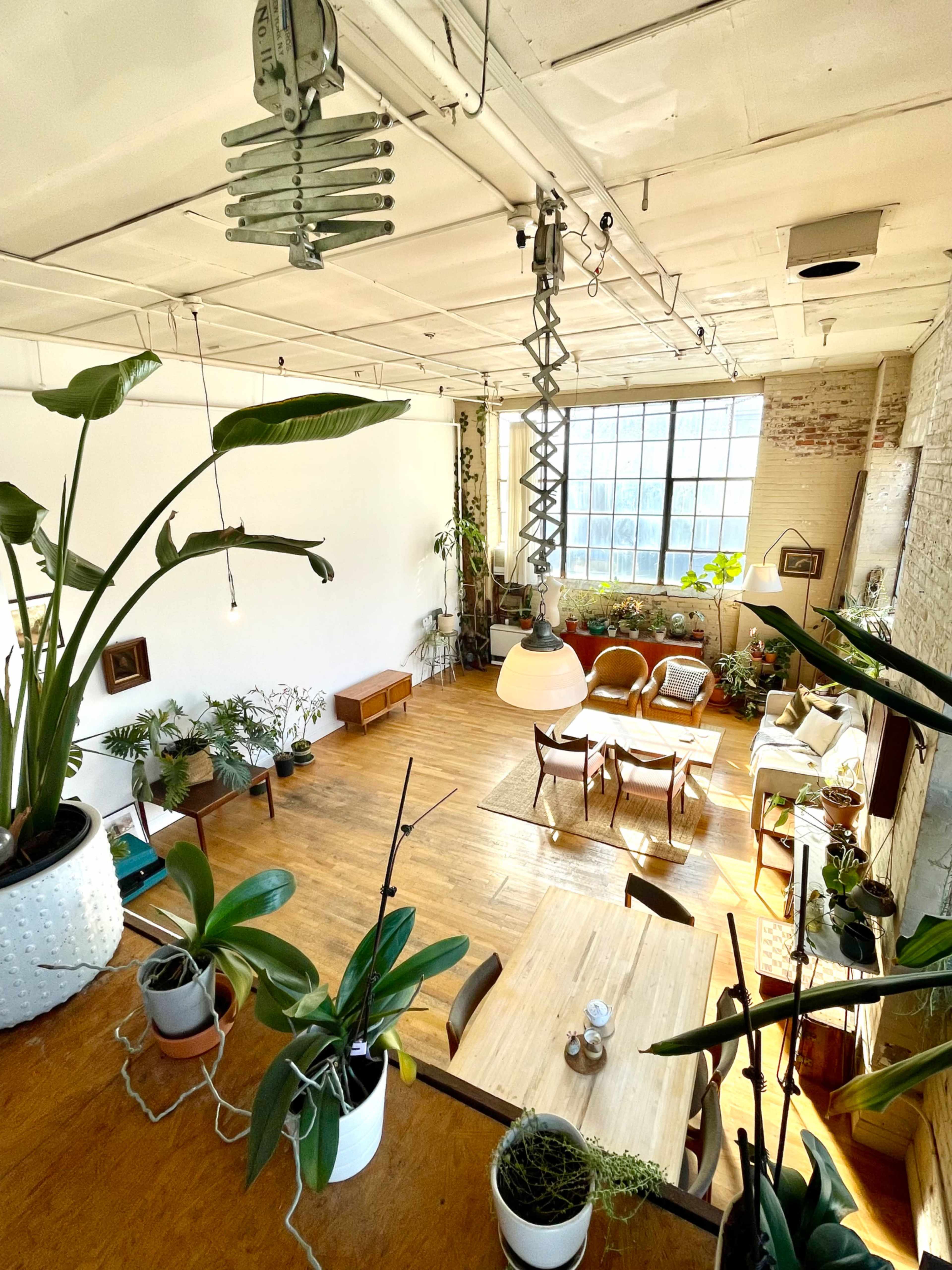 Light Flooded Event + Photoshoot Loft Image in Greenpoint, Brooklyn, NY