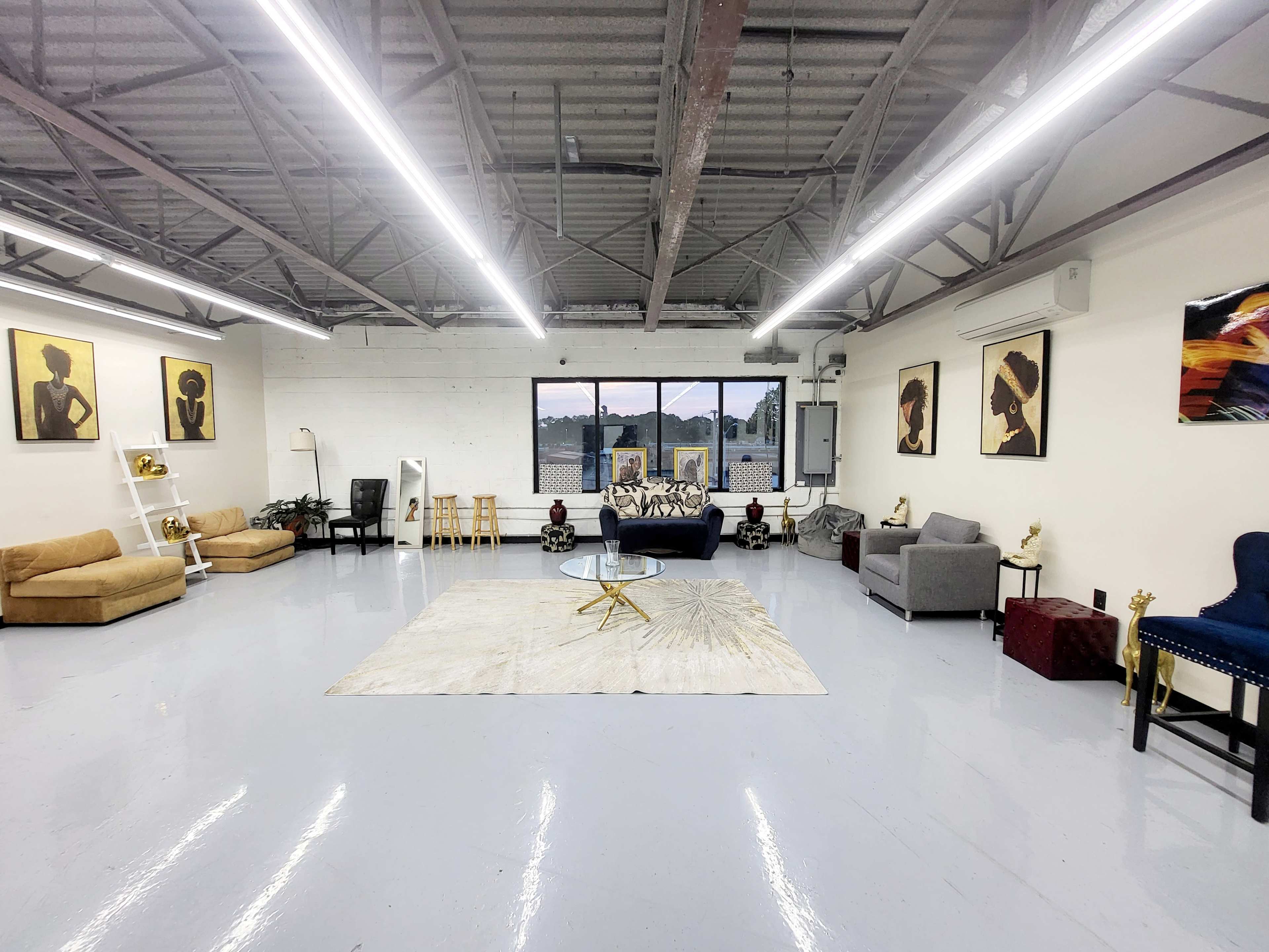 Loft-like Afrocentric Themed Event Studio/Hall with Skyline View Image in Canarsie, Brooklyn, NY