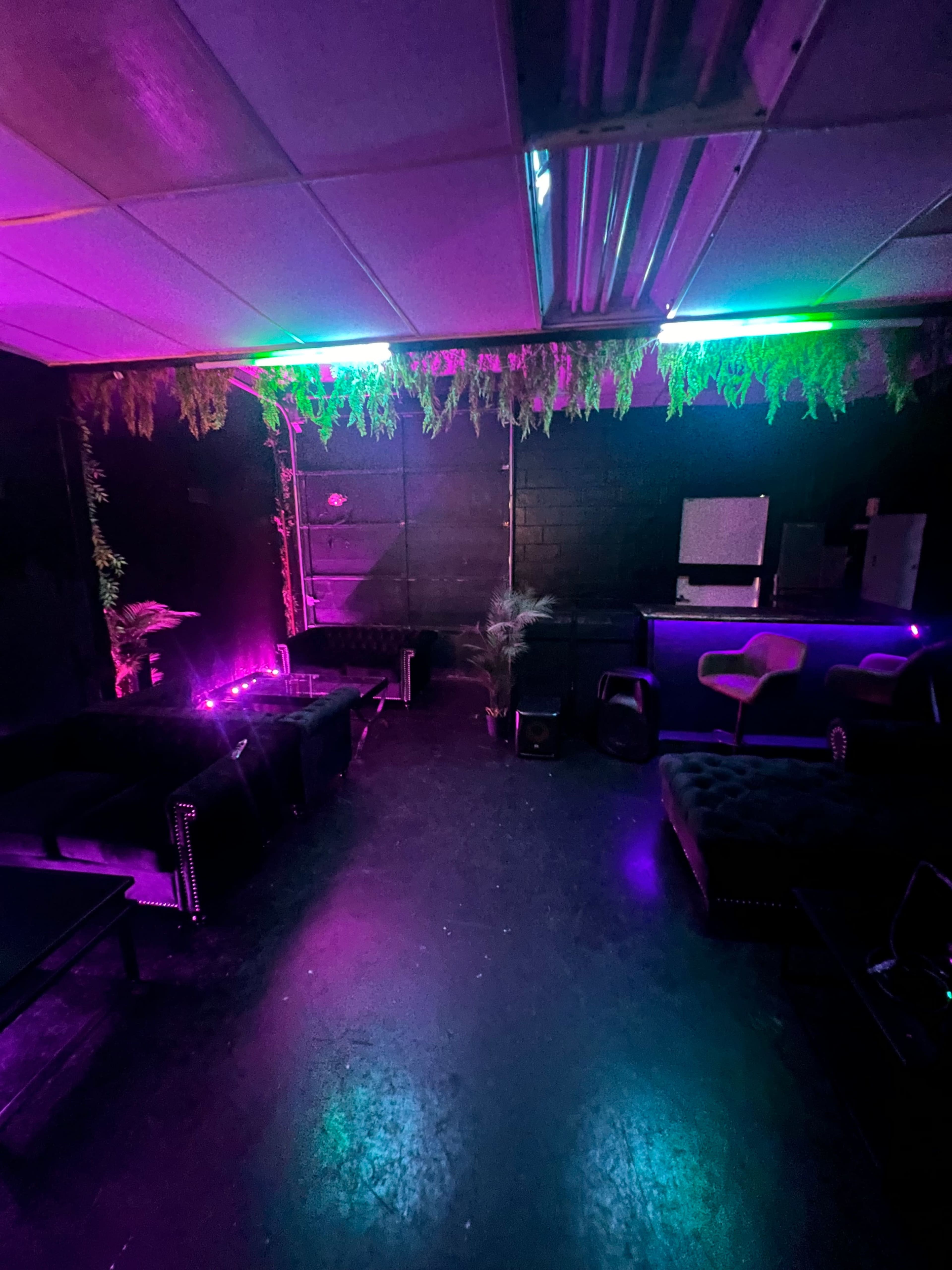 Chill Private Lounge with bar and hookah Image in Northchase Park, Houston, TX