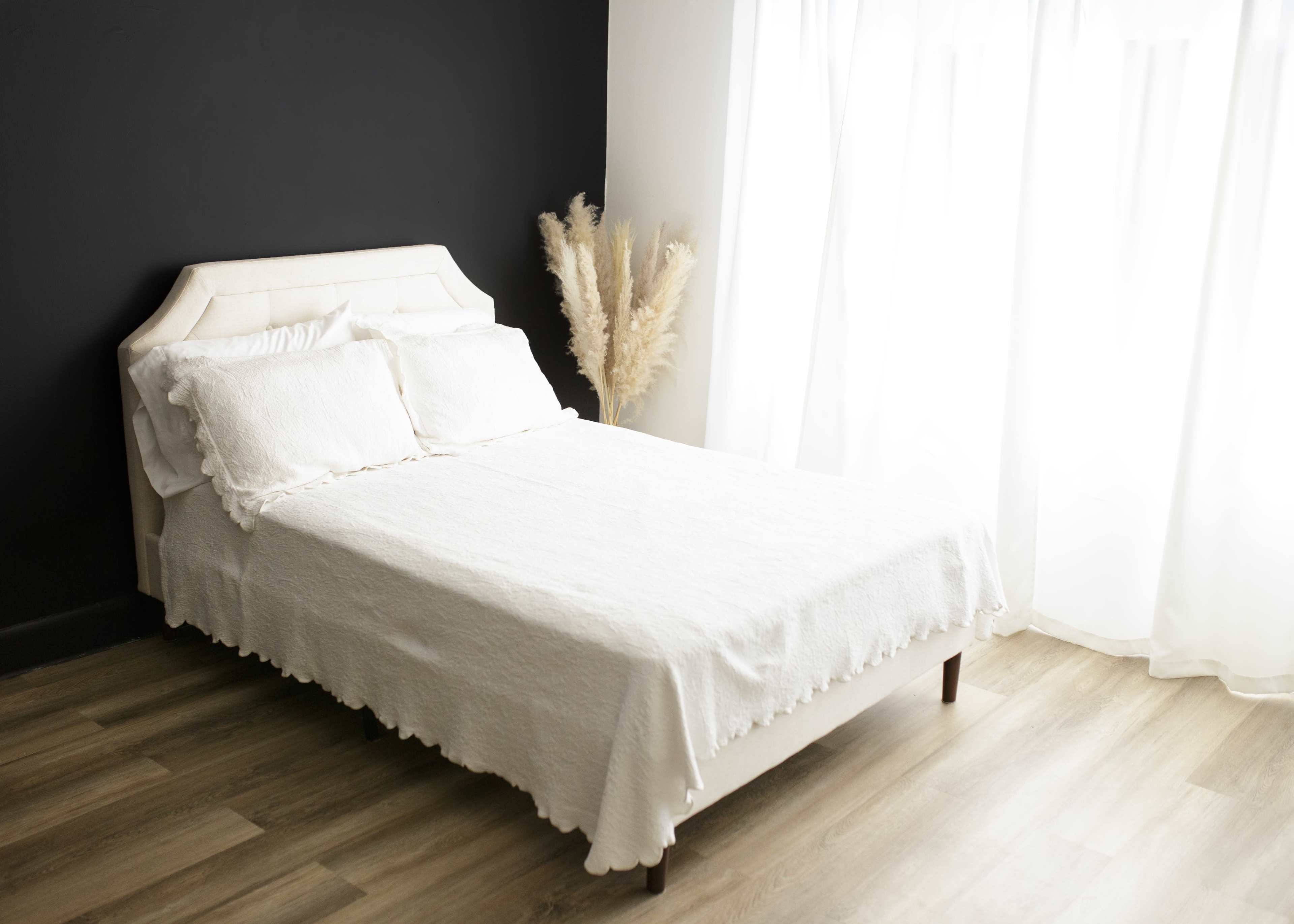 Modern Boudoir Studio Image in Raintree, Richmond, VA