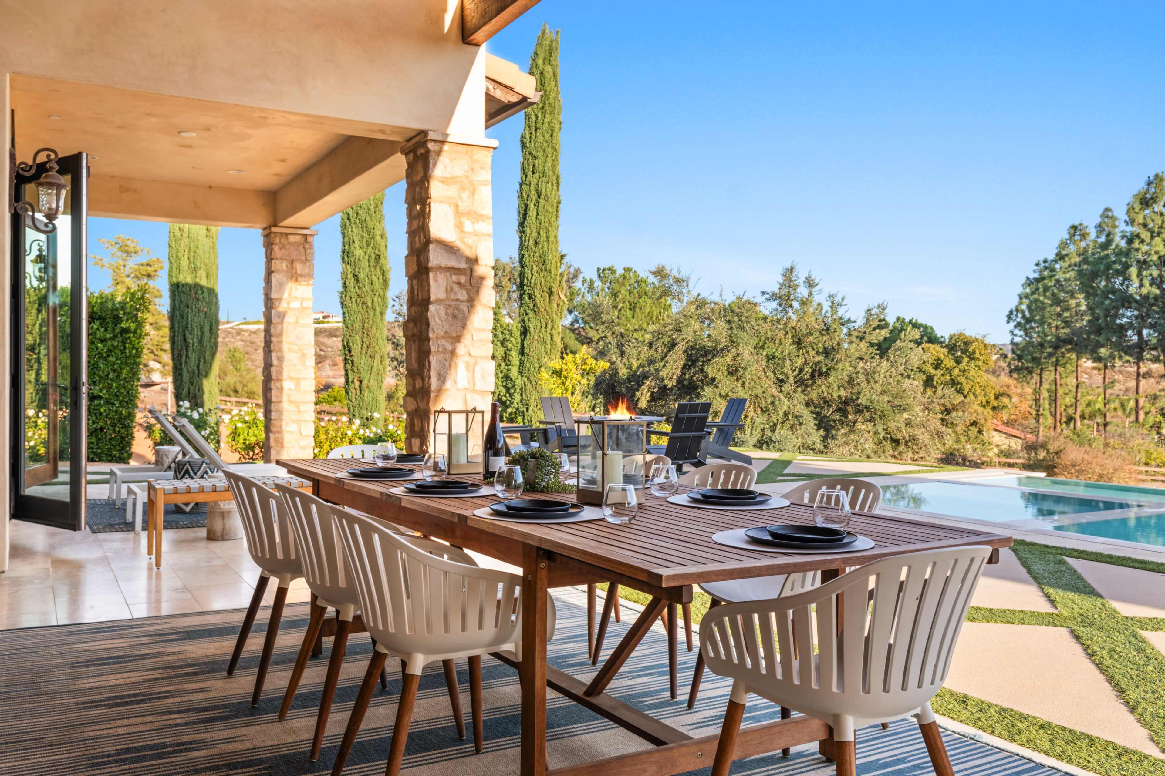 Villa de la Sky Ranch | Sprawling Tuscan Villa in Wine Country Image in , Temecula, CA