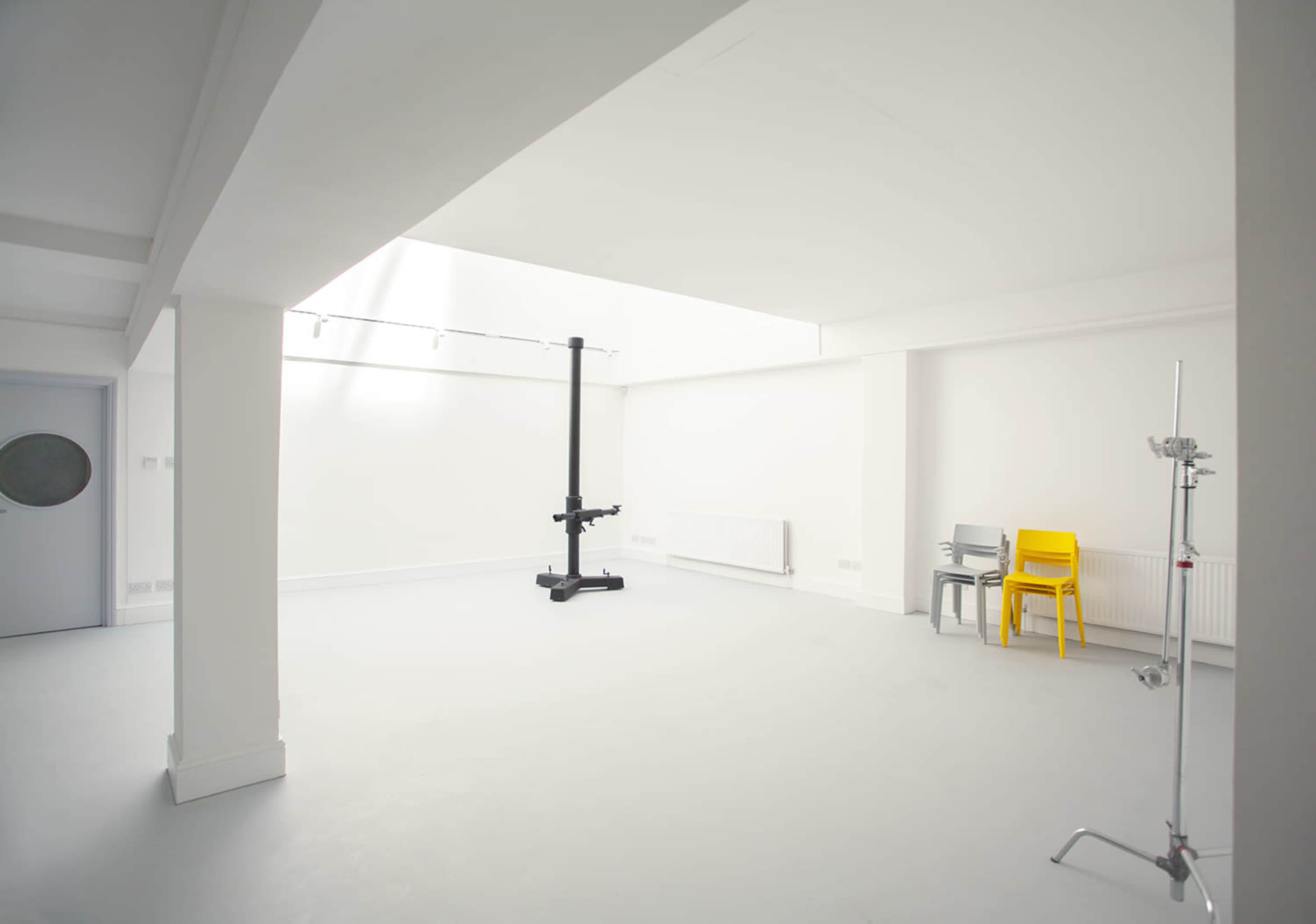 Versatile Photography Hire Studio In The Heart Of Camden Town Image in London, London, 