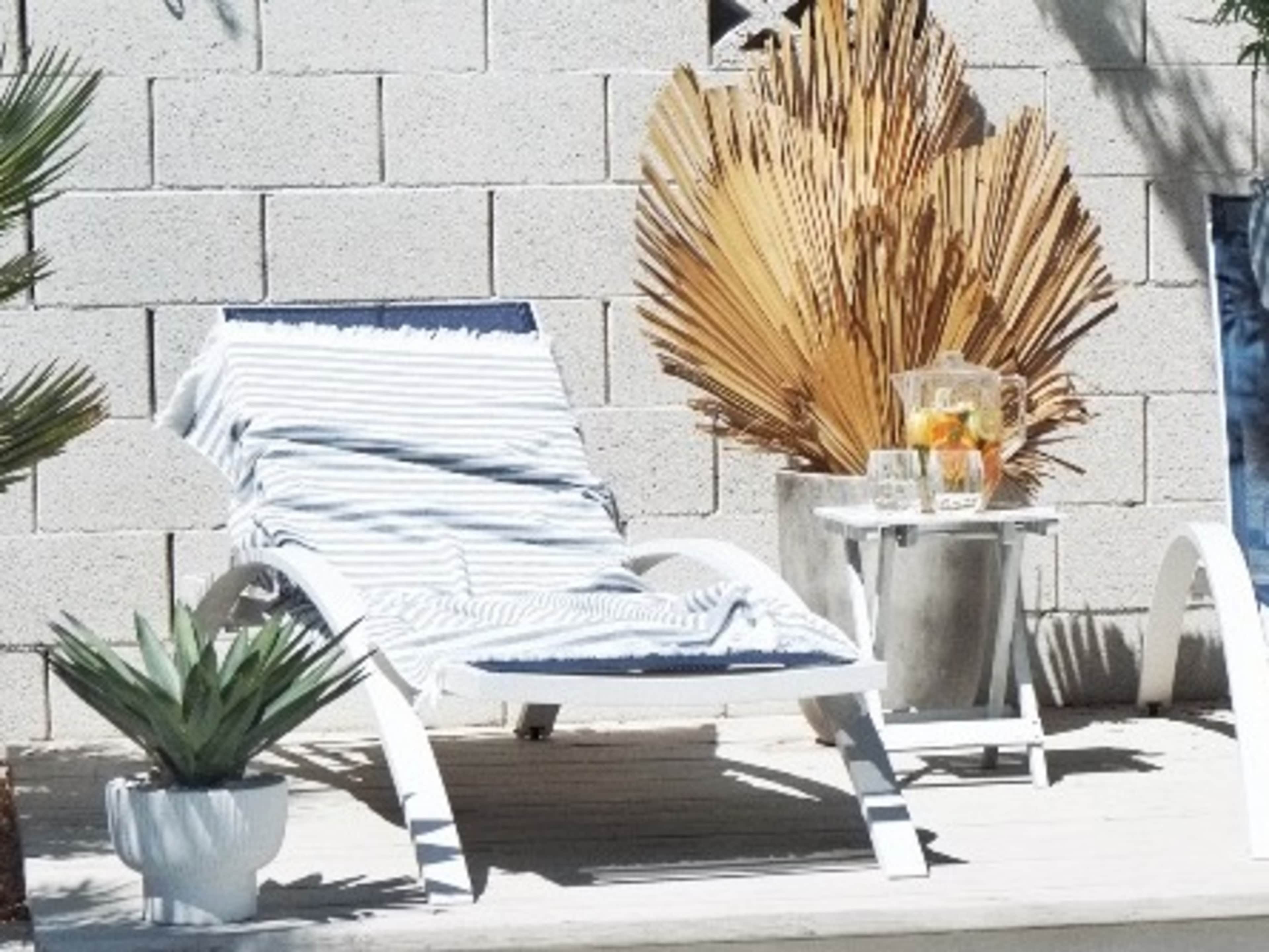 Pool towel 