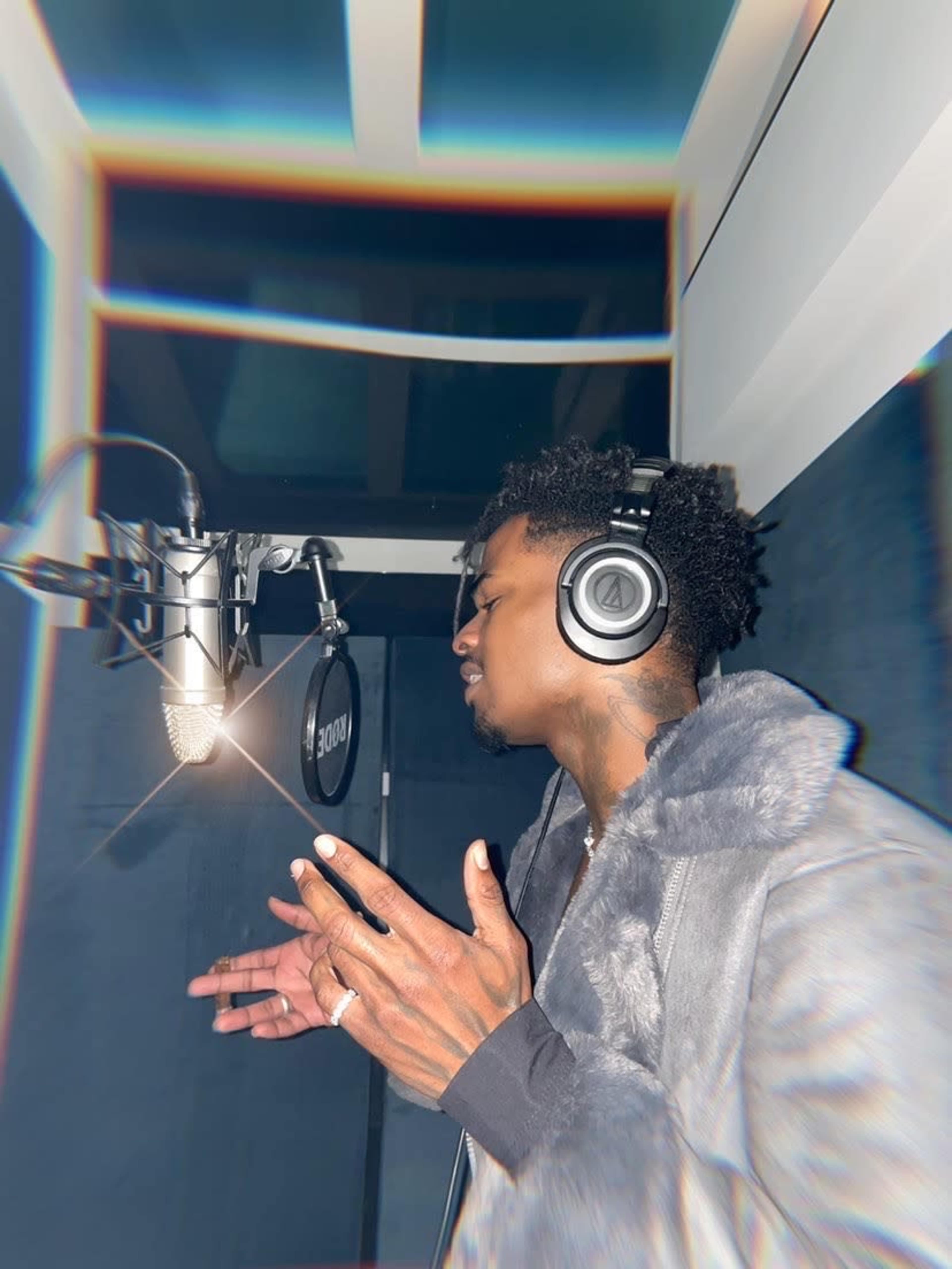 Secret Hollywood Hills Recording Studio & Creative Space Image in Studio City, Studio City, CA