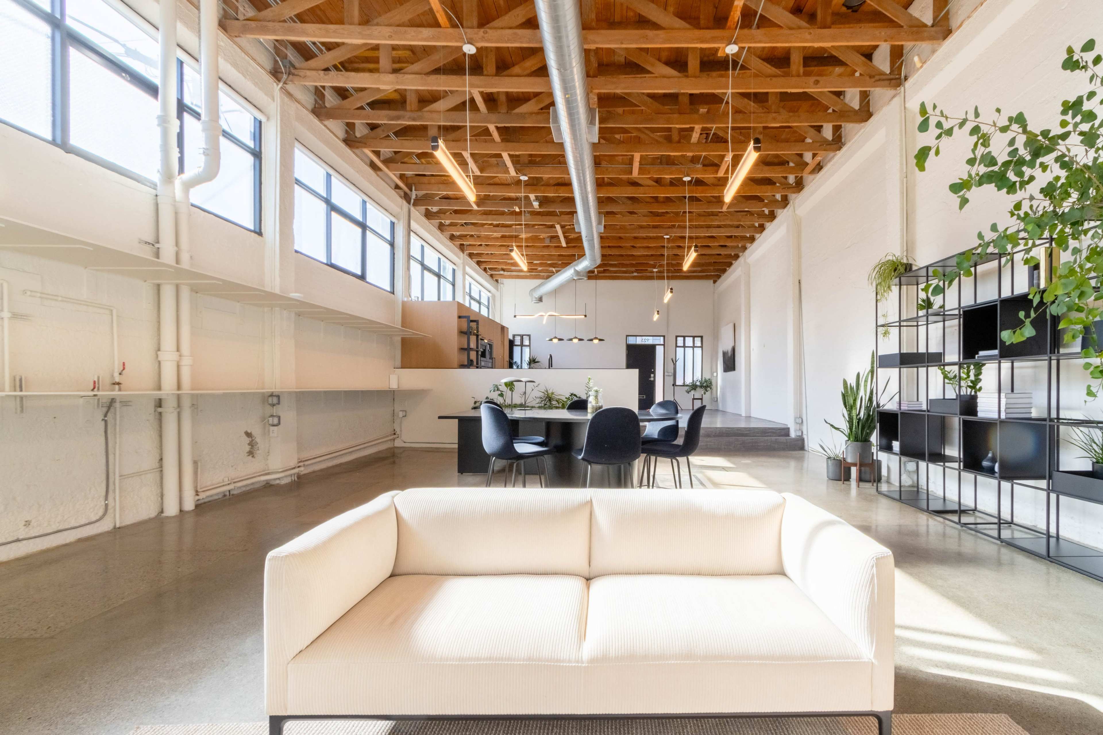 Stunning industrial style multifunctional open space Image in SoMa, San Francisco, CA
