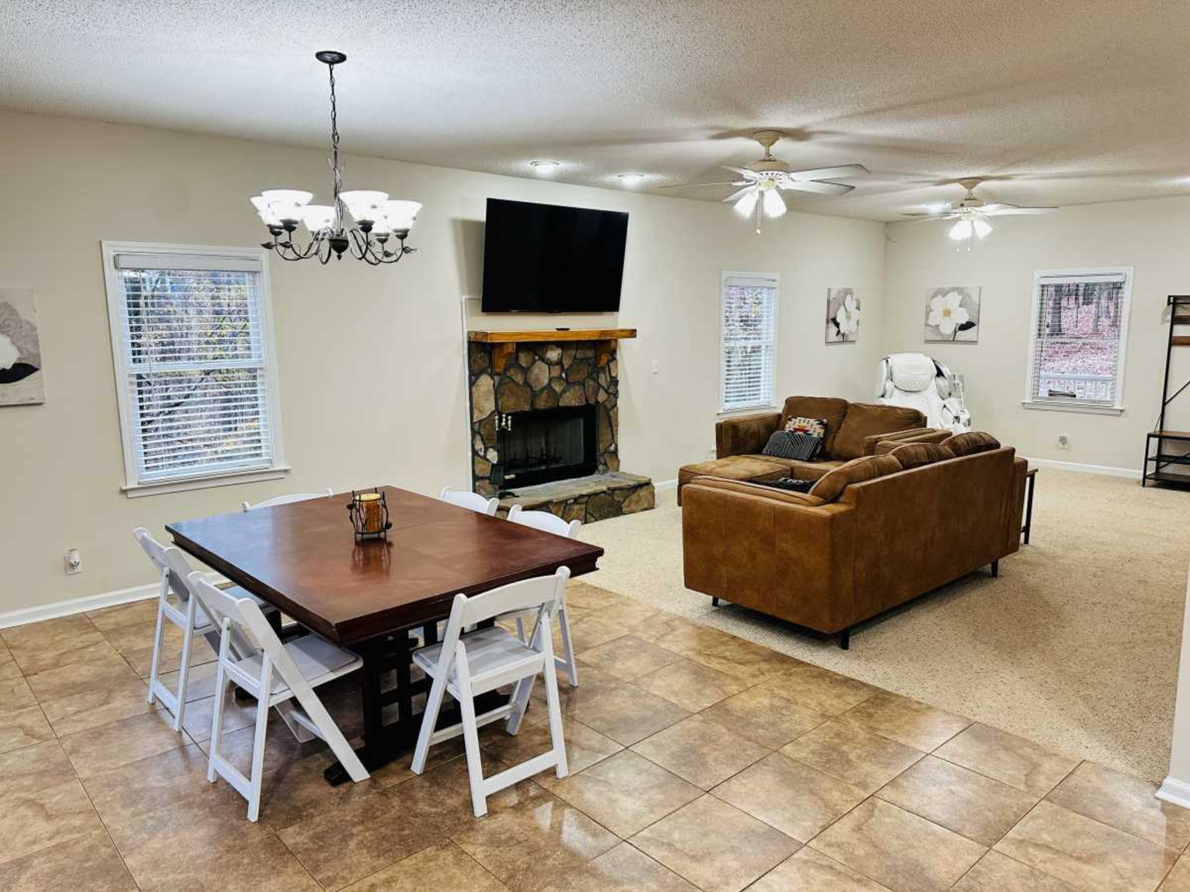 Lake House with Private Dock Image in Reed Creek, Hartwell, GA