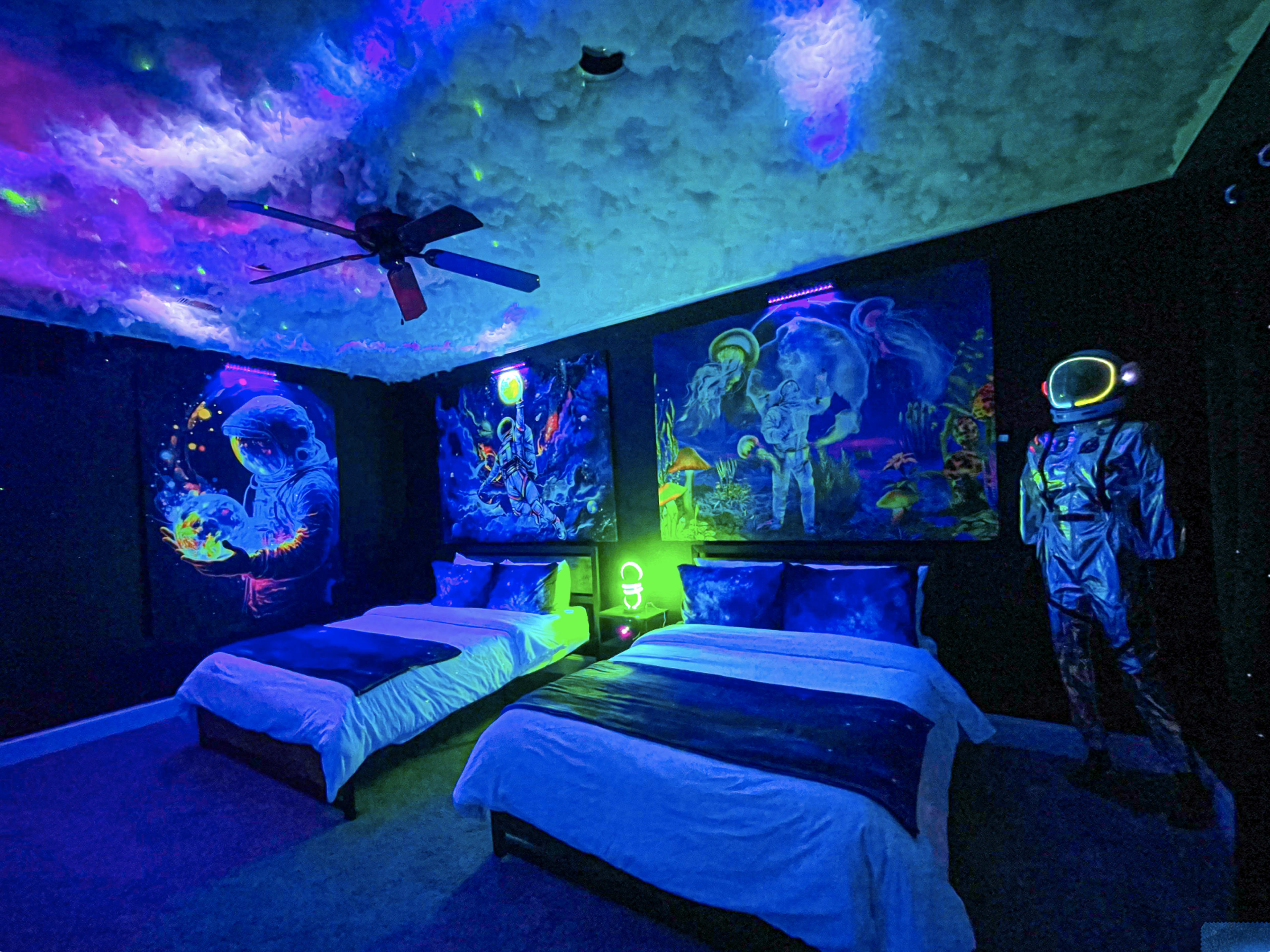 Immersive Creative Space in Houston | Jungle, Space & Greek Themes Image in Mid West, Houston, TX
