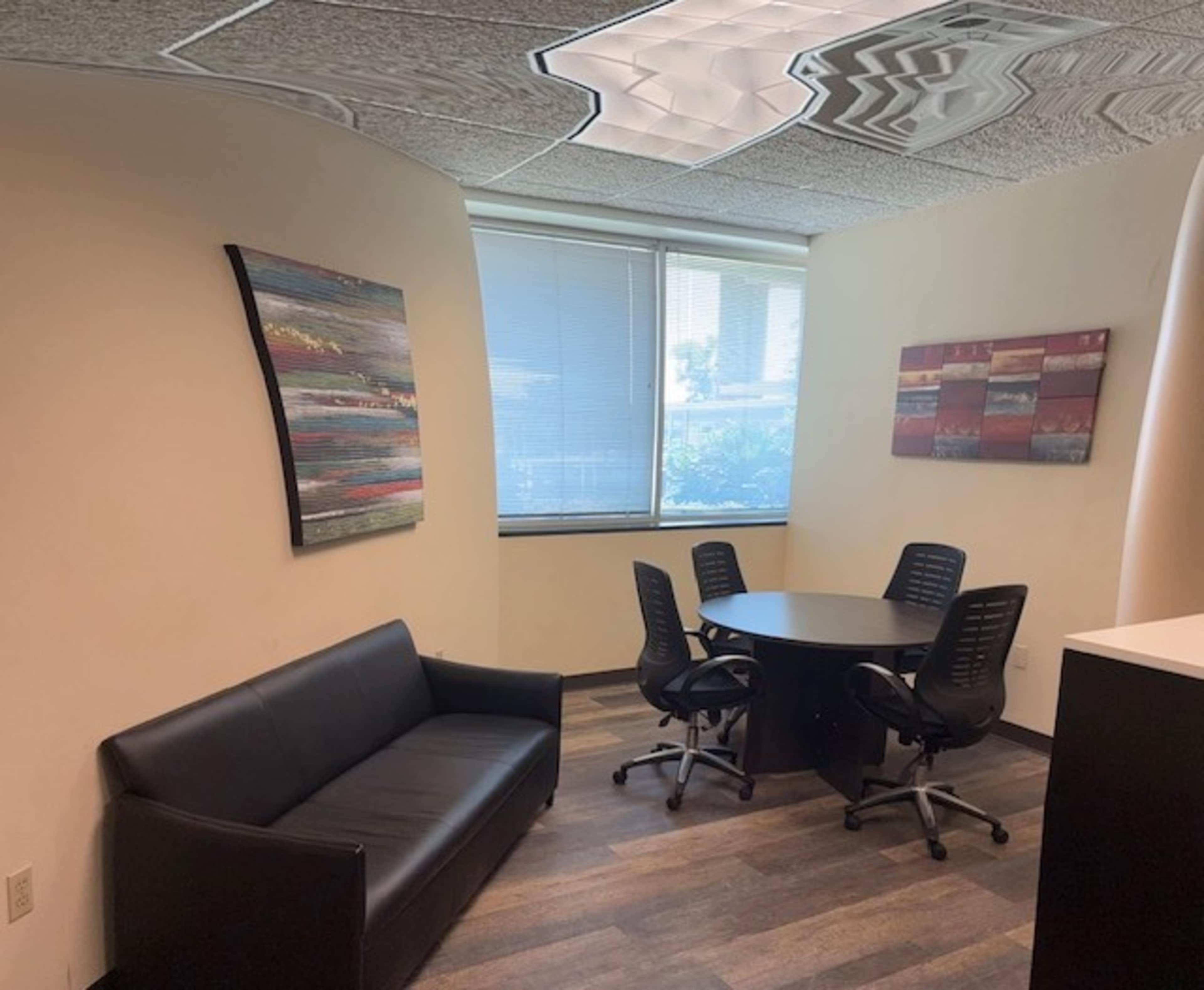 Hobby Area, 10 mins from Downtown Houston,  Modern Style Conference Room and Reception Area Image in Southeast Houston, Houston, TX