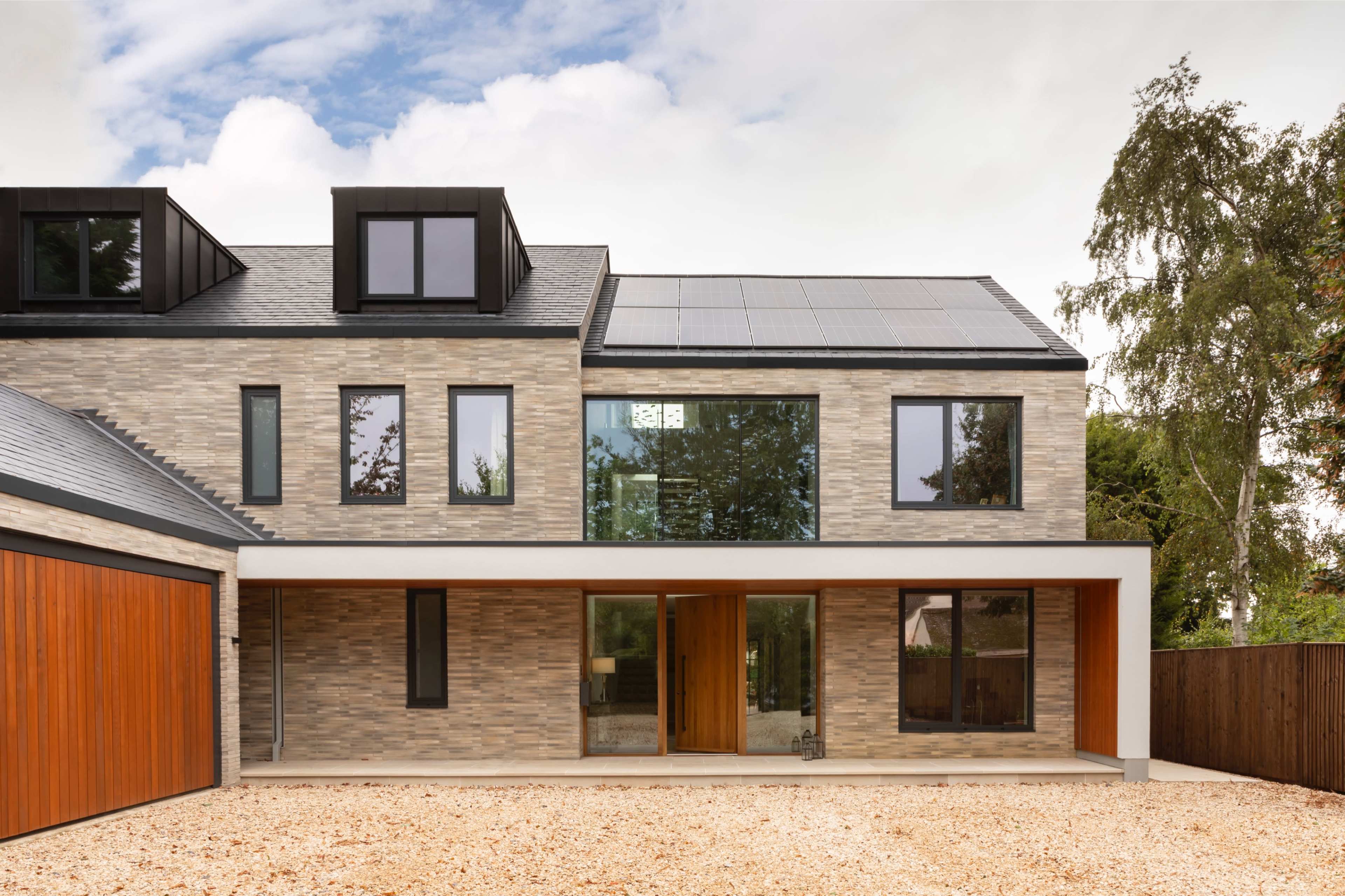 Surrey Contemporary House with amazing light for your photoshoots Image in Esher, Surrey, ENG