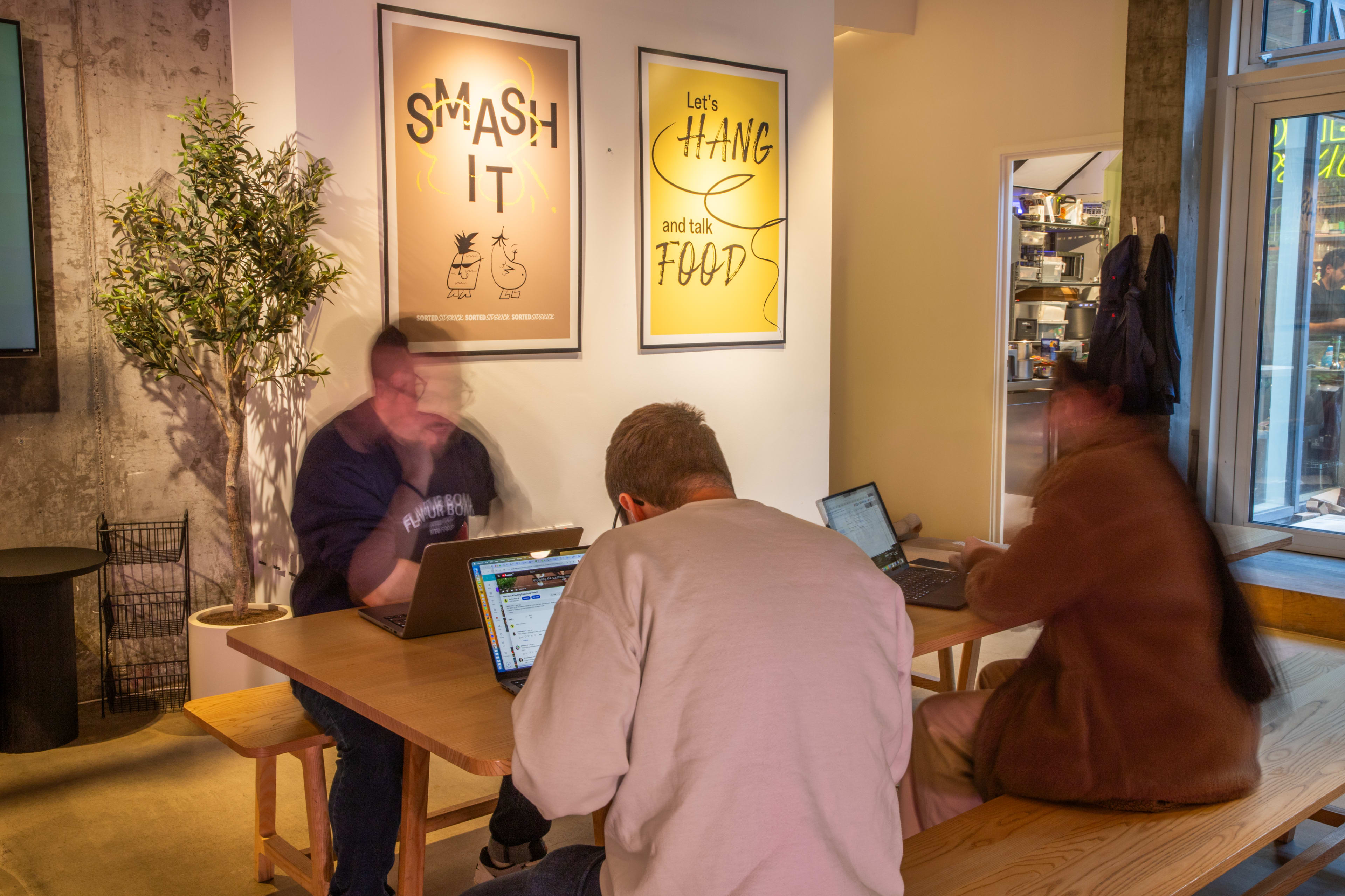 Industrial Filming and Multimedia Studio Image in Hoxton, London, ENG