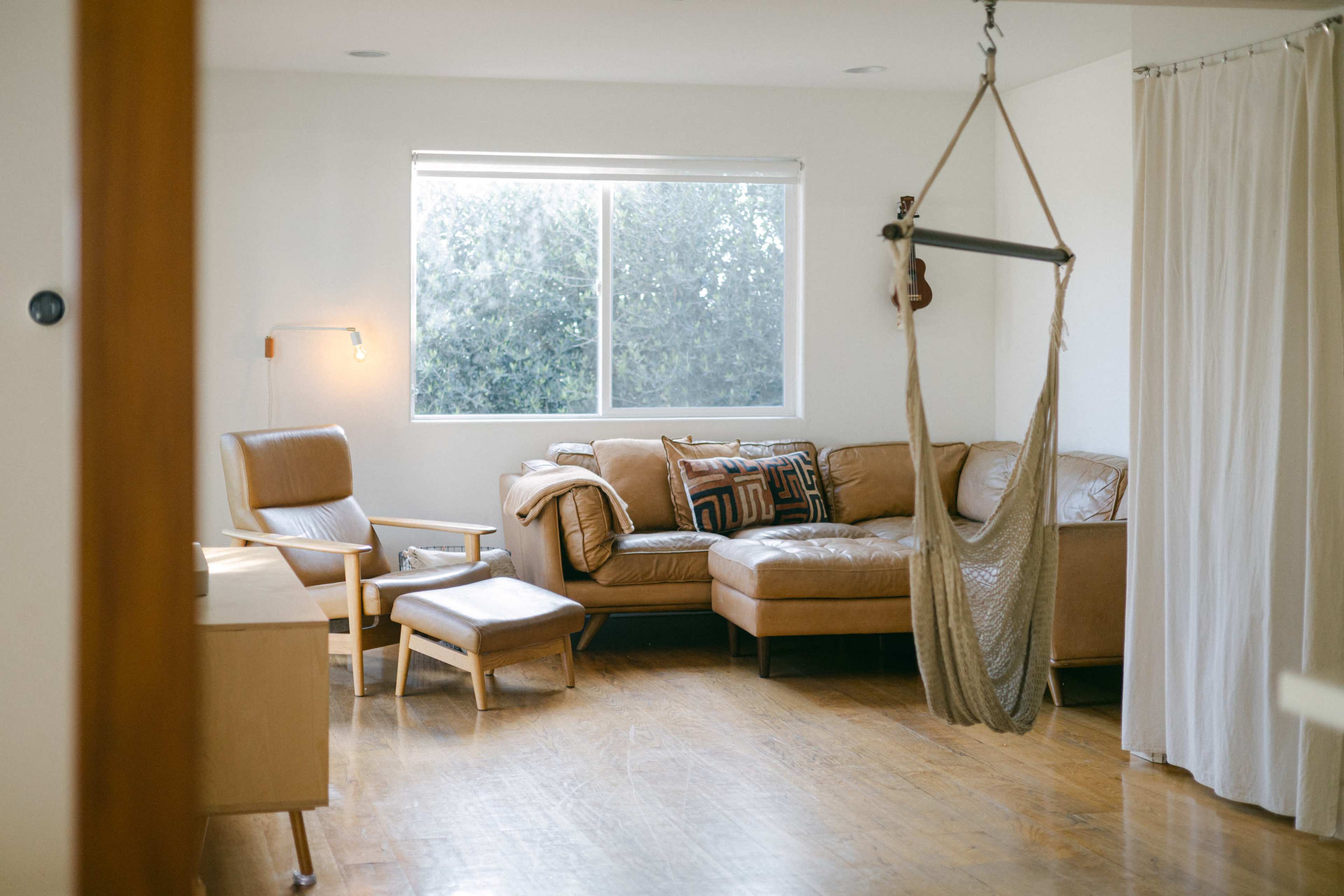 Breezy Hillside Home with Mountain View Image in Northeast Los Angeles, Los Angeles, CA