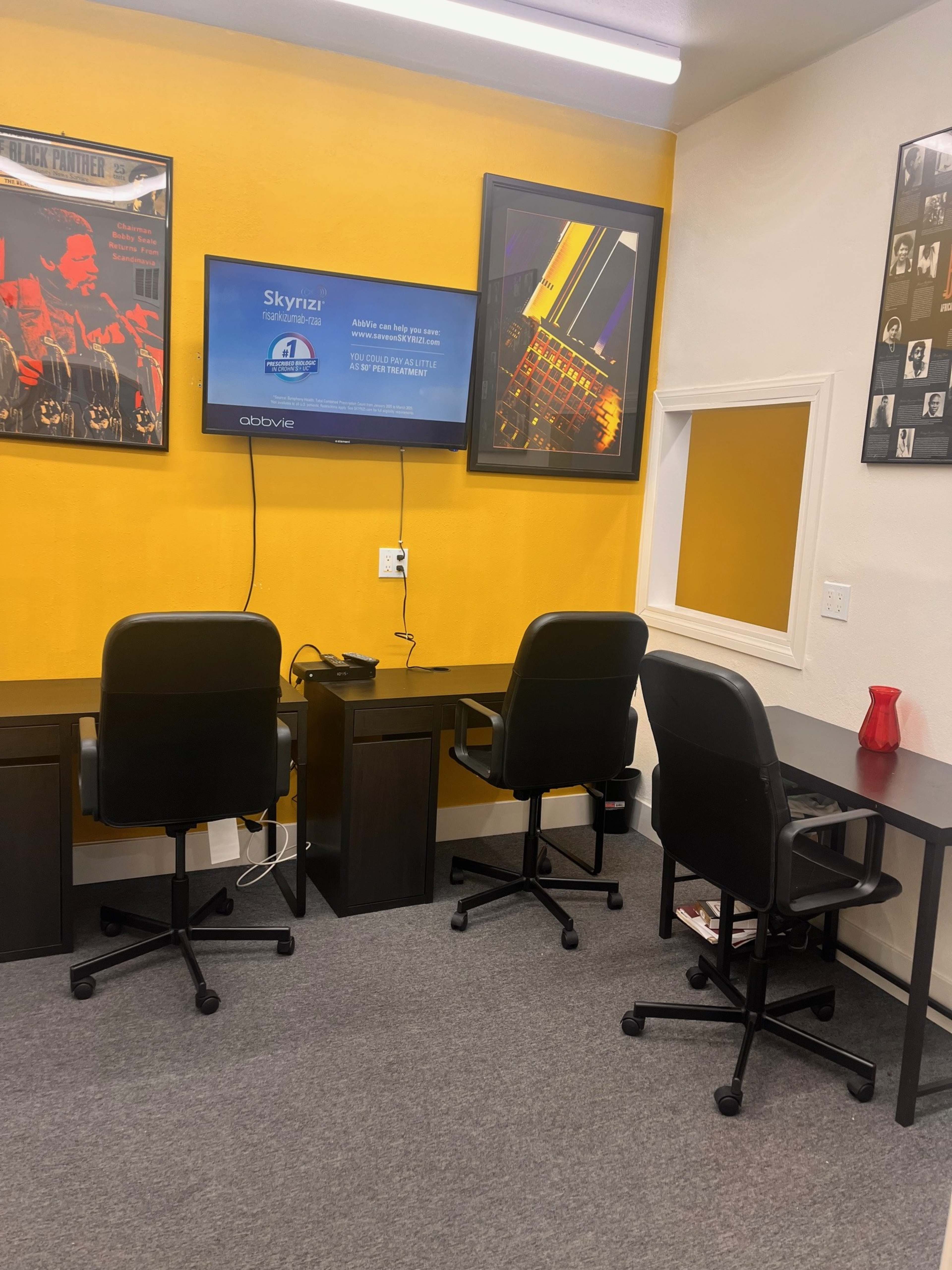 Colorful TV/Film & Podcast Studio/Meeting Space Image in North Hollywood, North Hollywood, CA