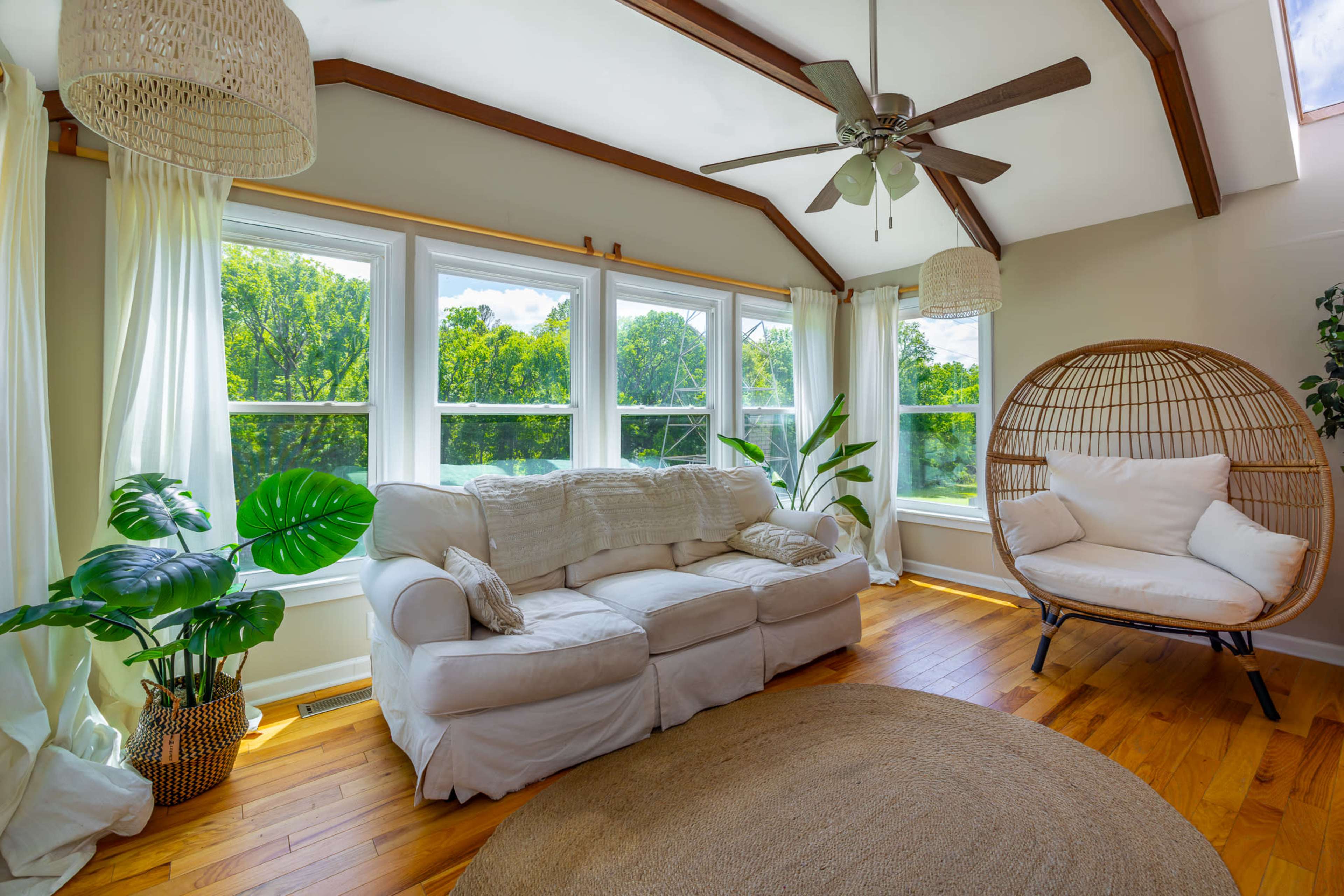 Boho-Modern Nashville Ranch with Transformable Sunroom and Piano Space-A Film Ready Gem Image in McMurray, Nashville, TN