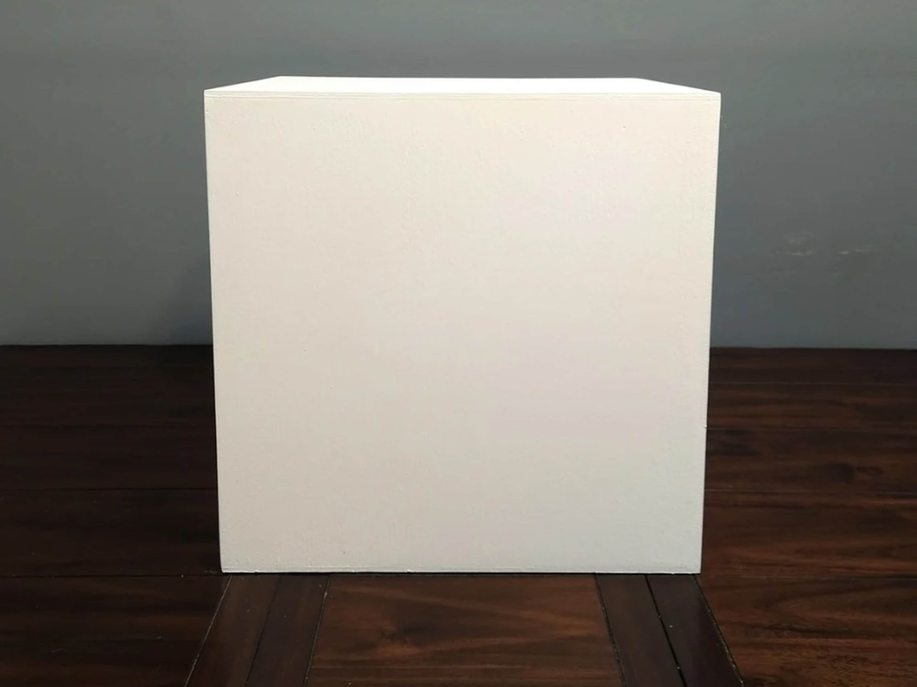 Posing Cube 